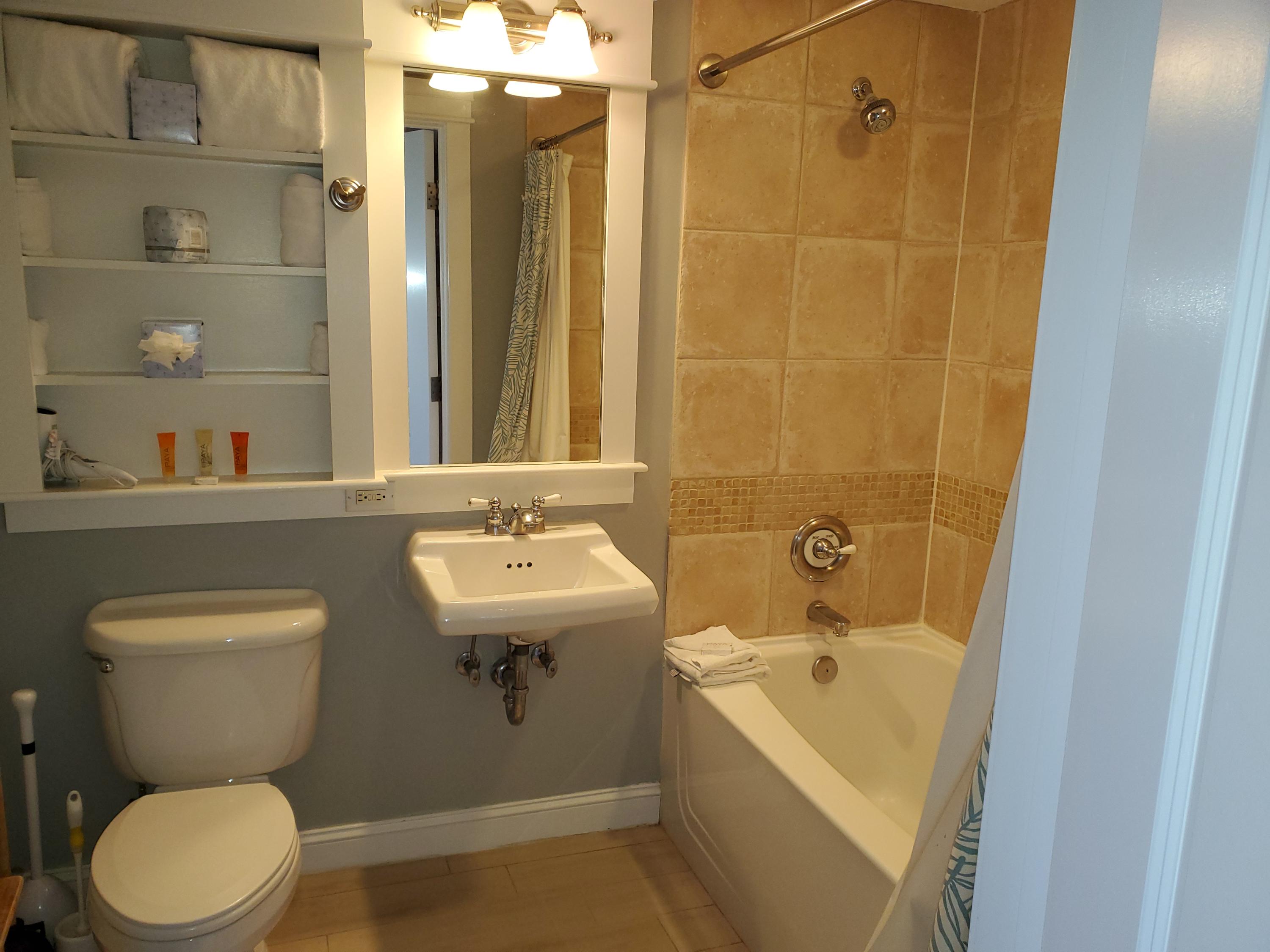 GRAND SANDESTIN THE - Residential Lease