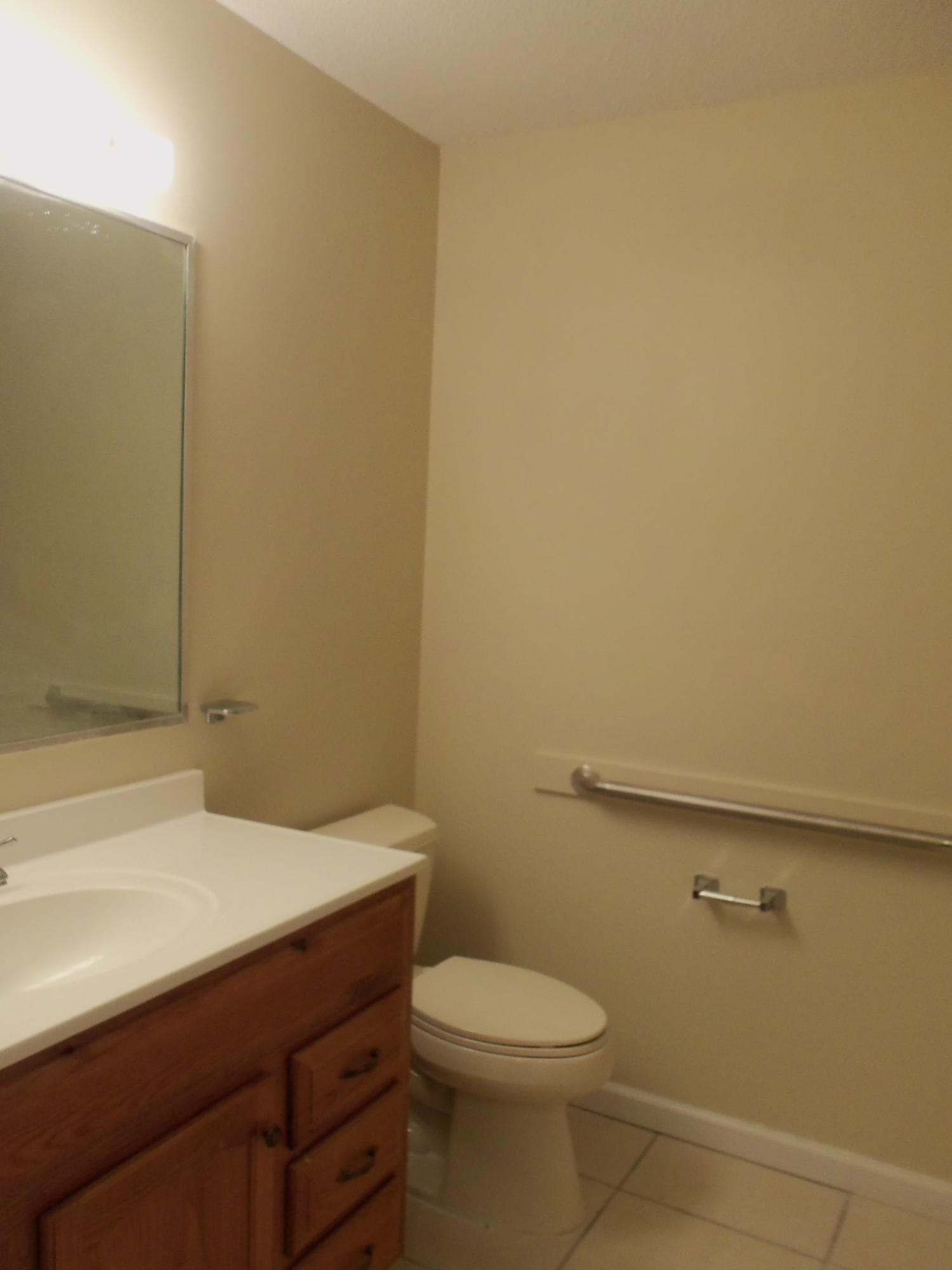 MARY ESTHER MANOR - Residential Lease