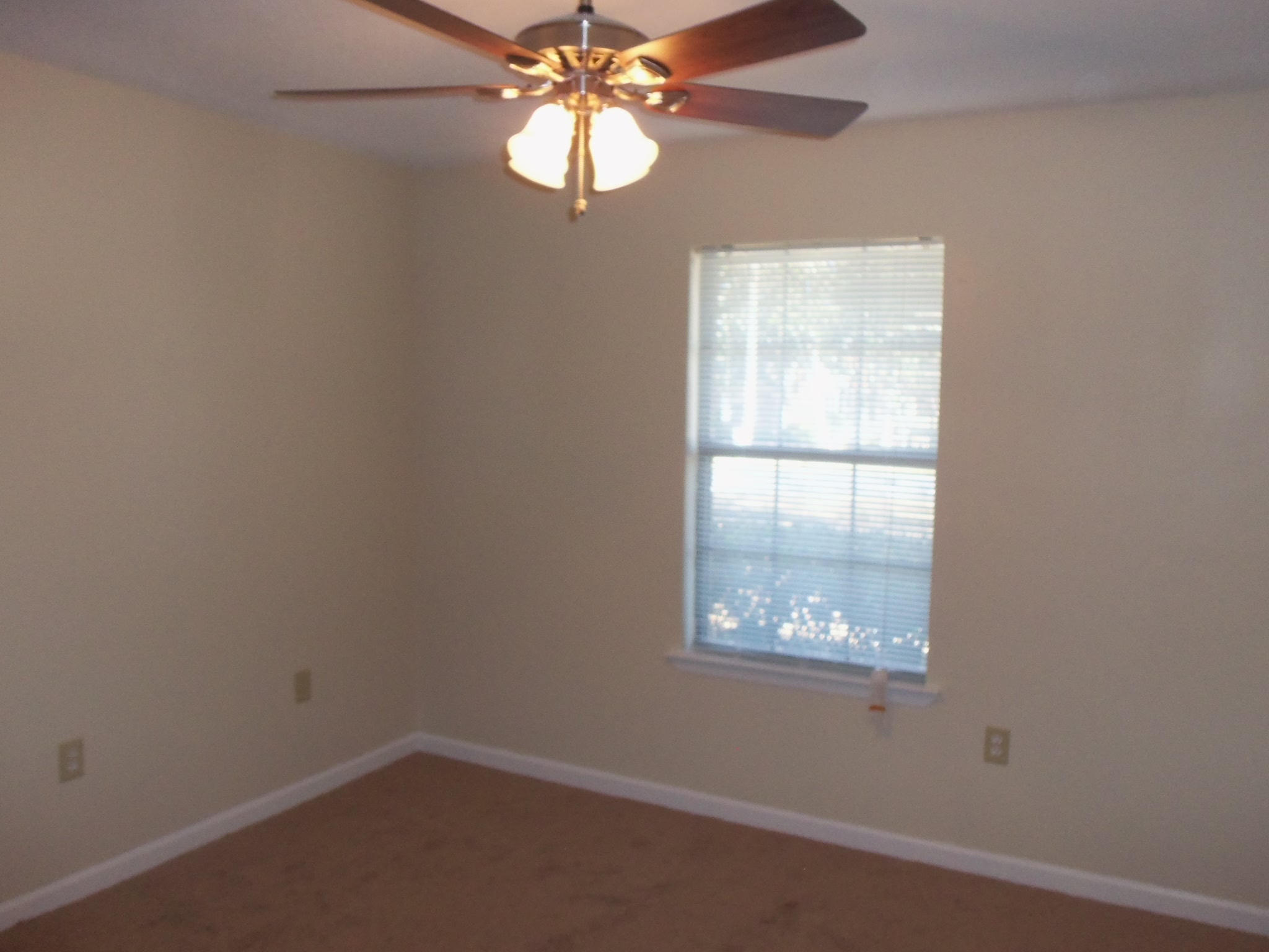 MARY ESTHER MANOR - Residential Lease