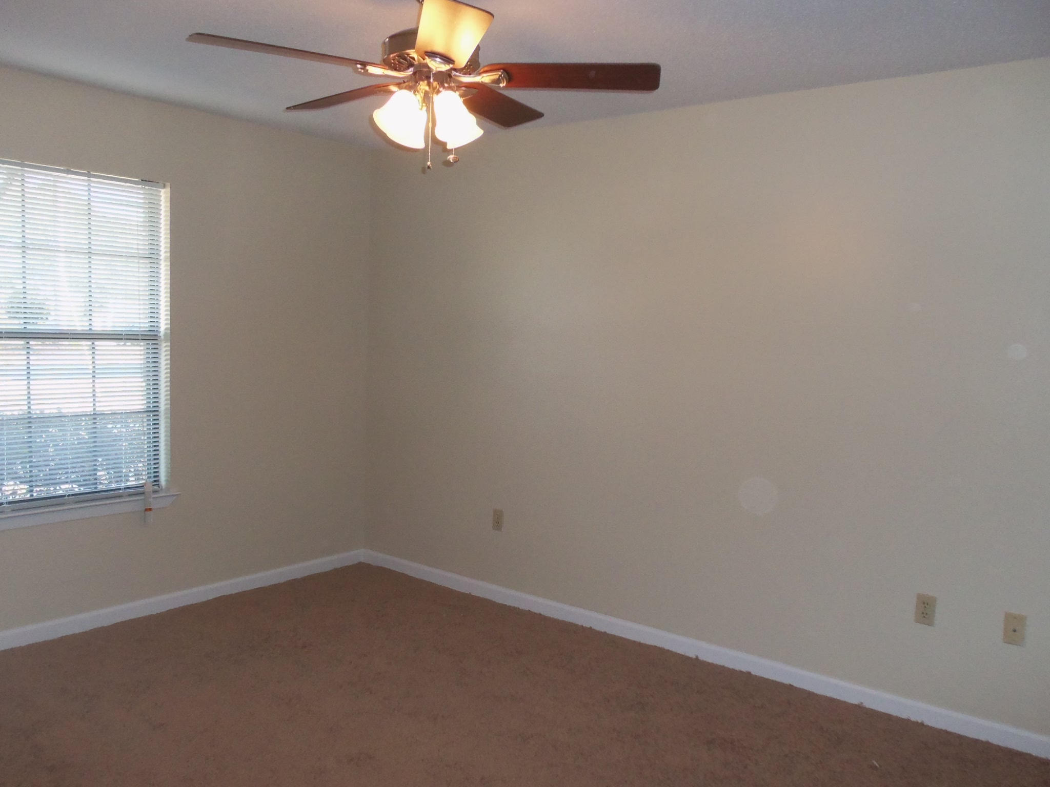 MARY ESTHER MANOR - Residential Lease