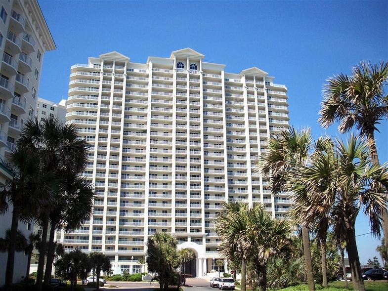 One of the newest highrise buildings in Destin and Miramar Beach Area, Ariel Dunes condos and resort feature all the modern amenities. The direct view of the gulf from the 19th floor is above the other condos. This unit is furnished with decorator direct order brands such as Hooker. Fantastic rental unit or second home. Short walk to deeded beach down a concrete sidewalk. Full restaurant and bar in the building. Golf, tennis, fitness room, and conference center, are all available inside the Seascape Resort. Gated community.