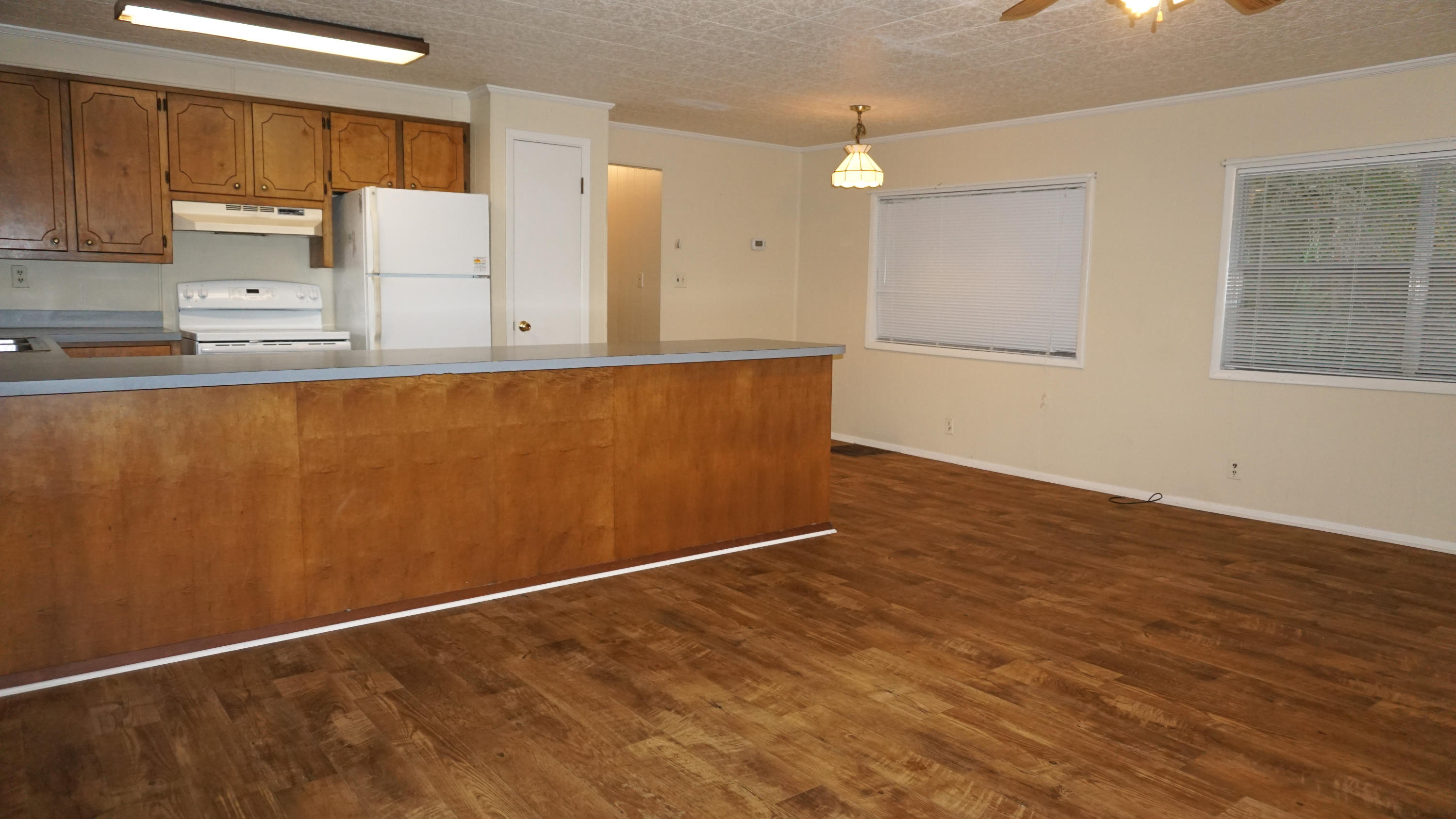BAY GROVE - Residential Lease