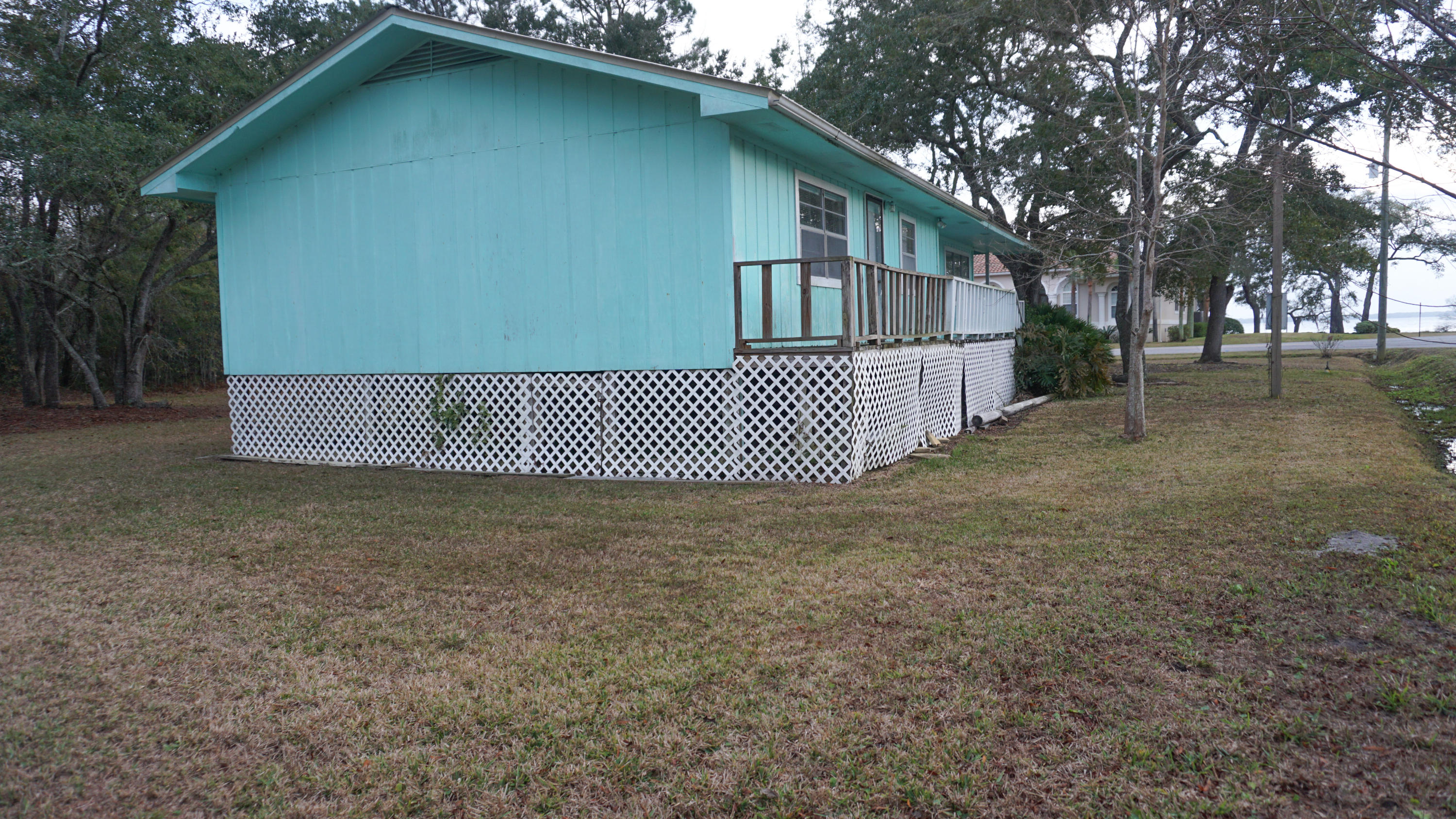 BAY GROVE - Residential Lease