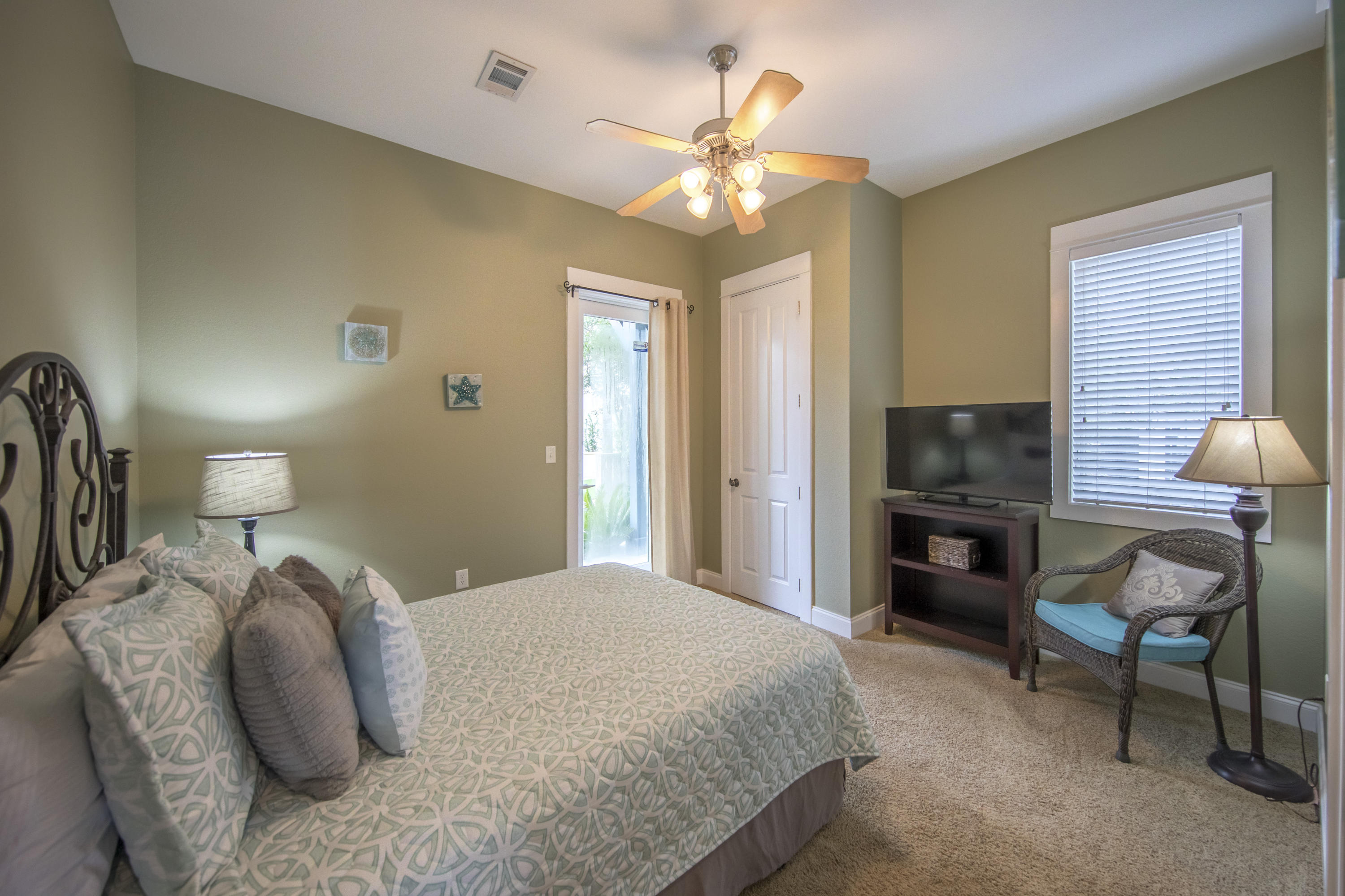 WATERS EDGE - Residential