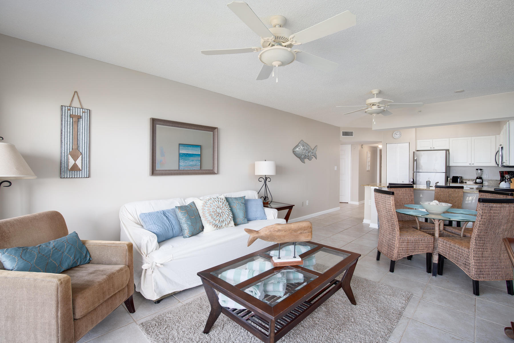 EMERALD TOWERS WEST CONDO - Residential