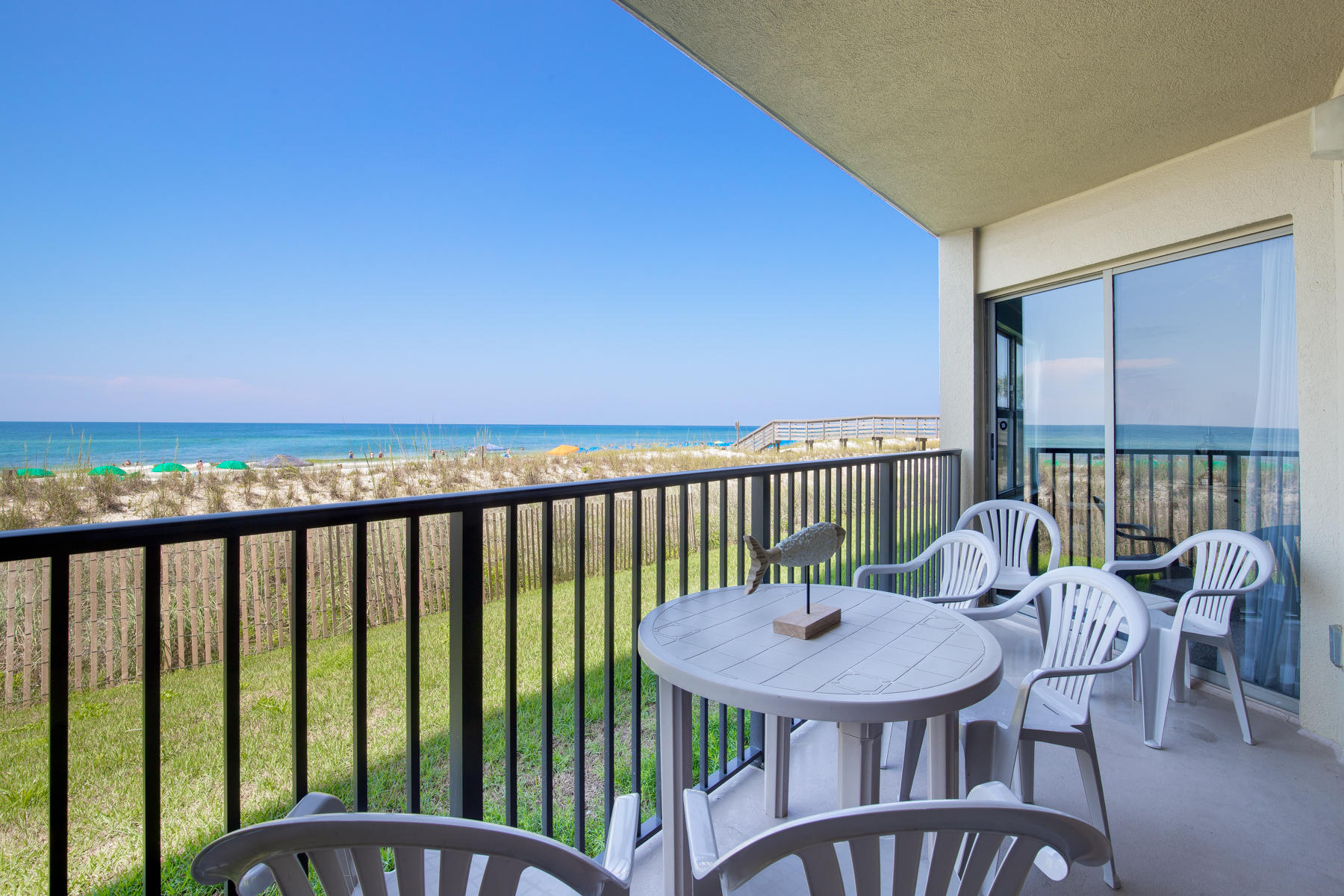 EMERALD TOWERS WEST CONDO - Residential
