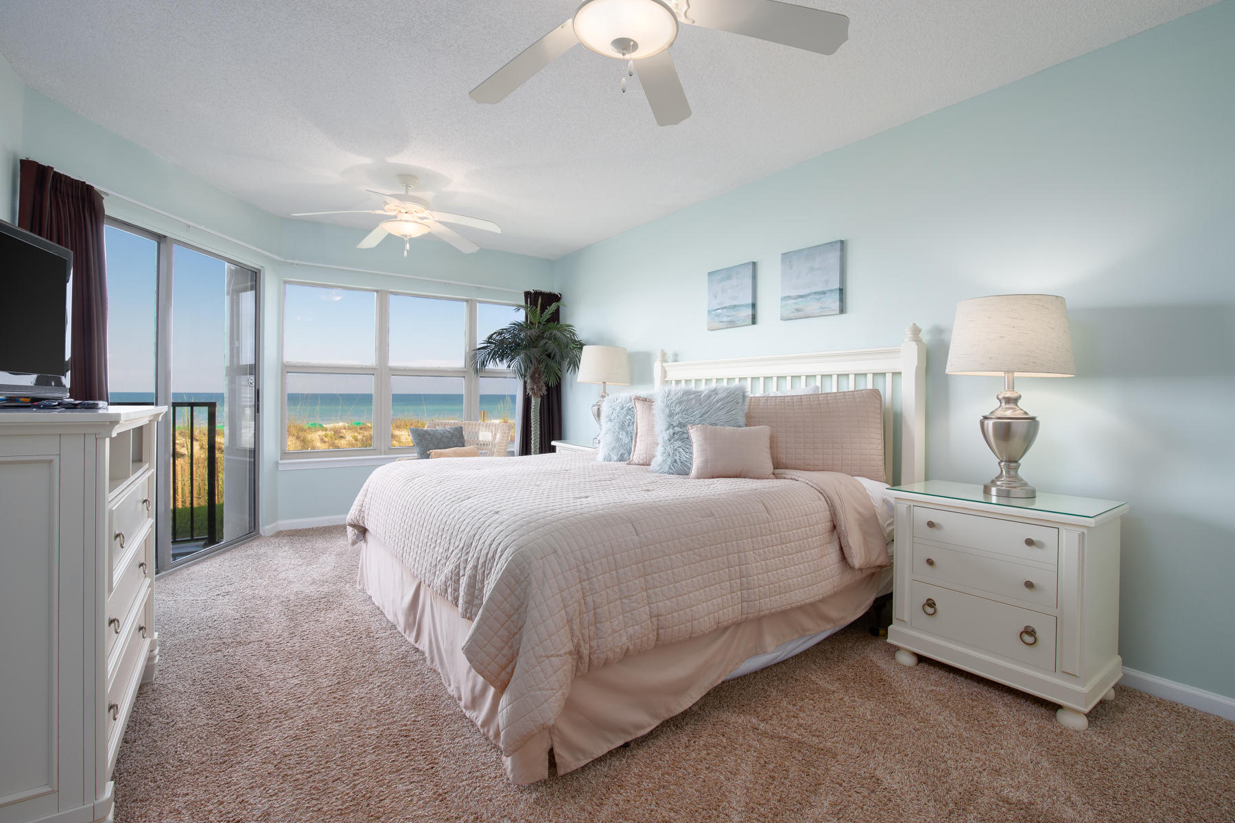 EMERALD TOWERS WEST CONDO - Residential