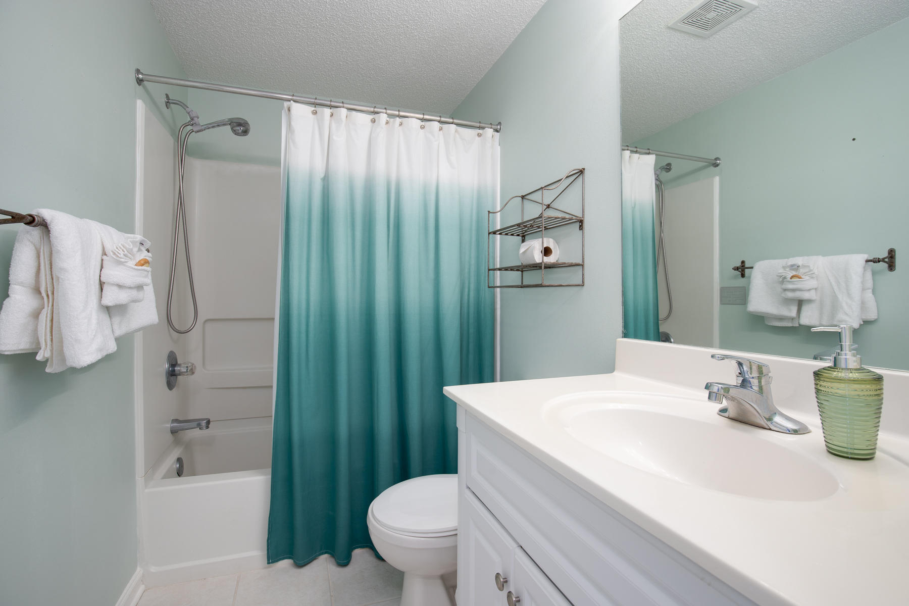 EMERALD TOWERS WEST CONDO - Residential