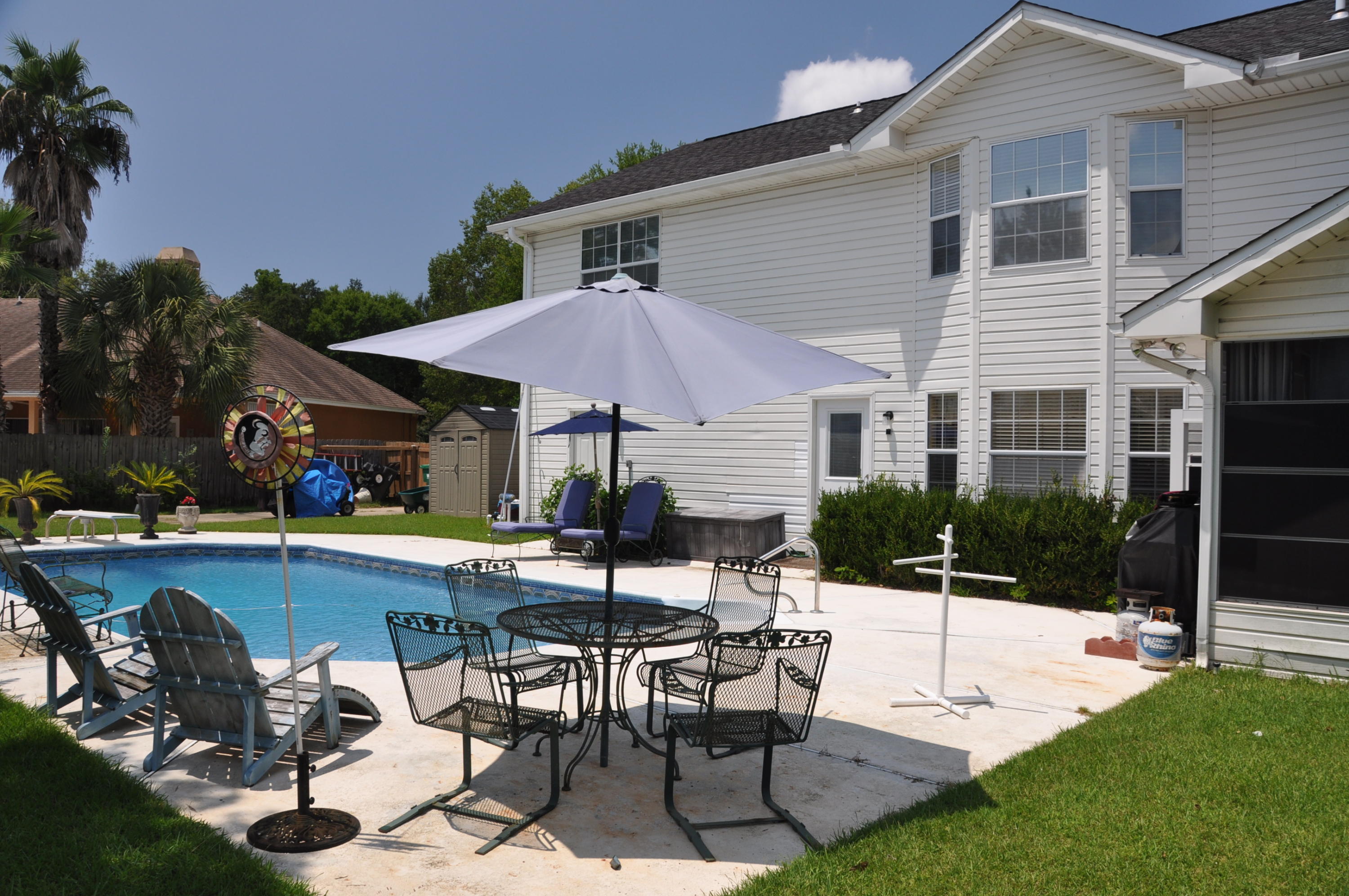 LAKE POINTE at lake Lorraine/Shalimar - Residential