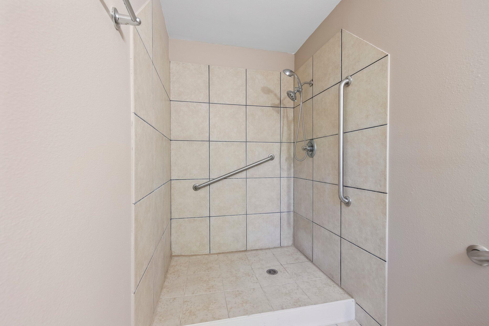DALLAS DUNCAN - Residential Lease