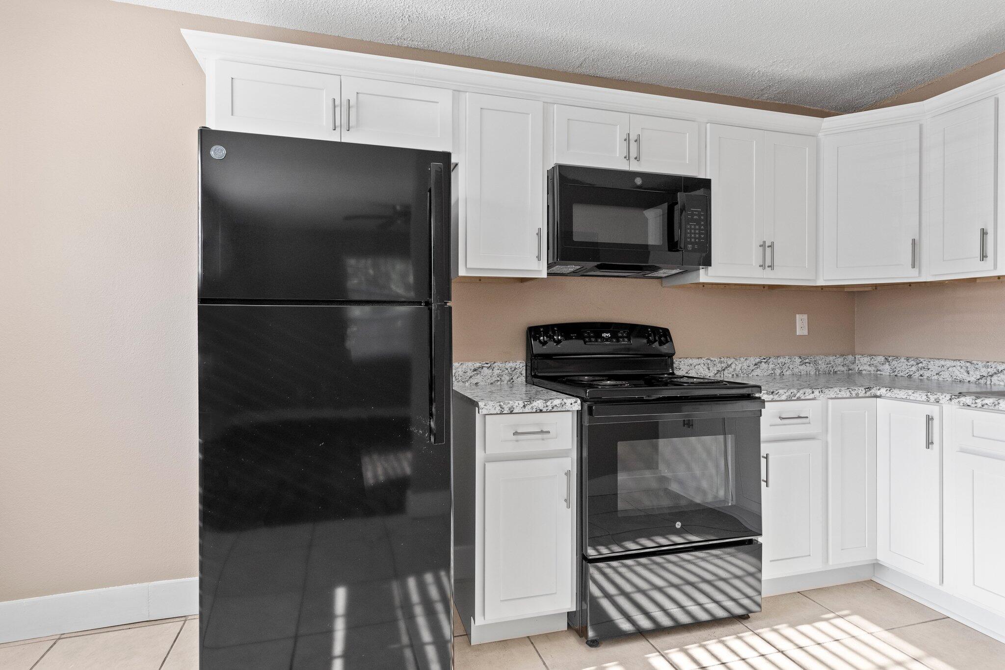 DALLAS DUNCAN - Residential Lease