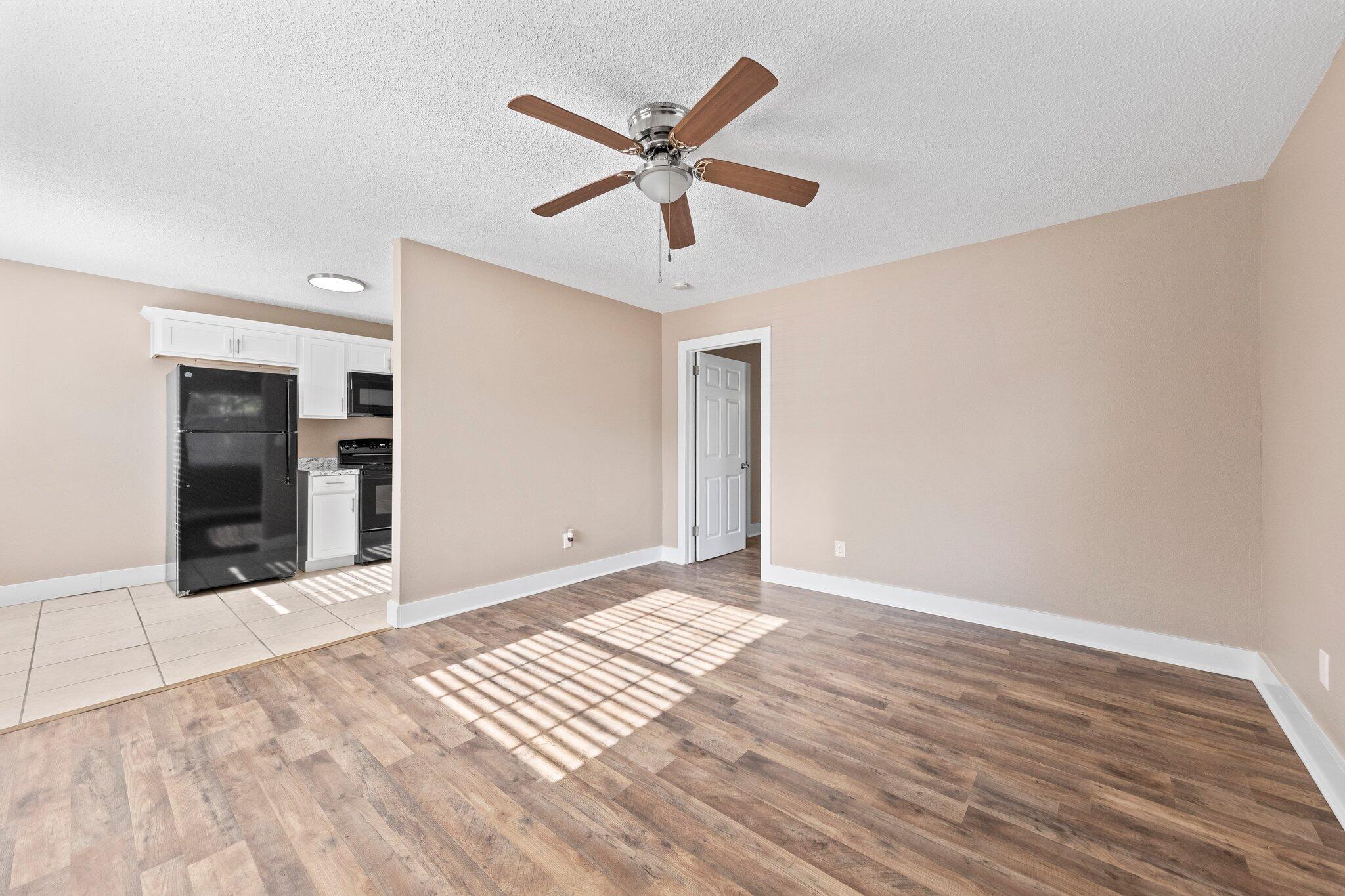 DALLAS DUNCAN - Residential Lease