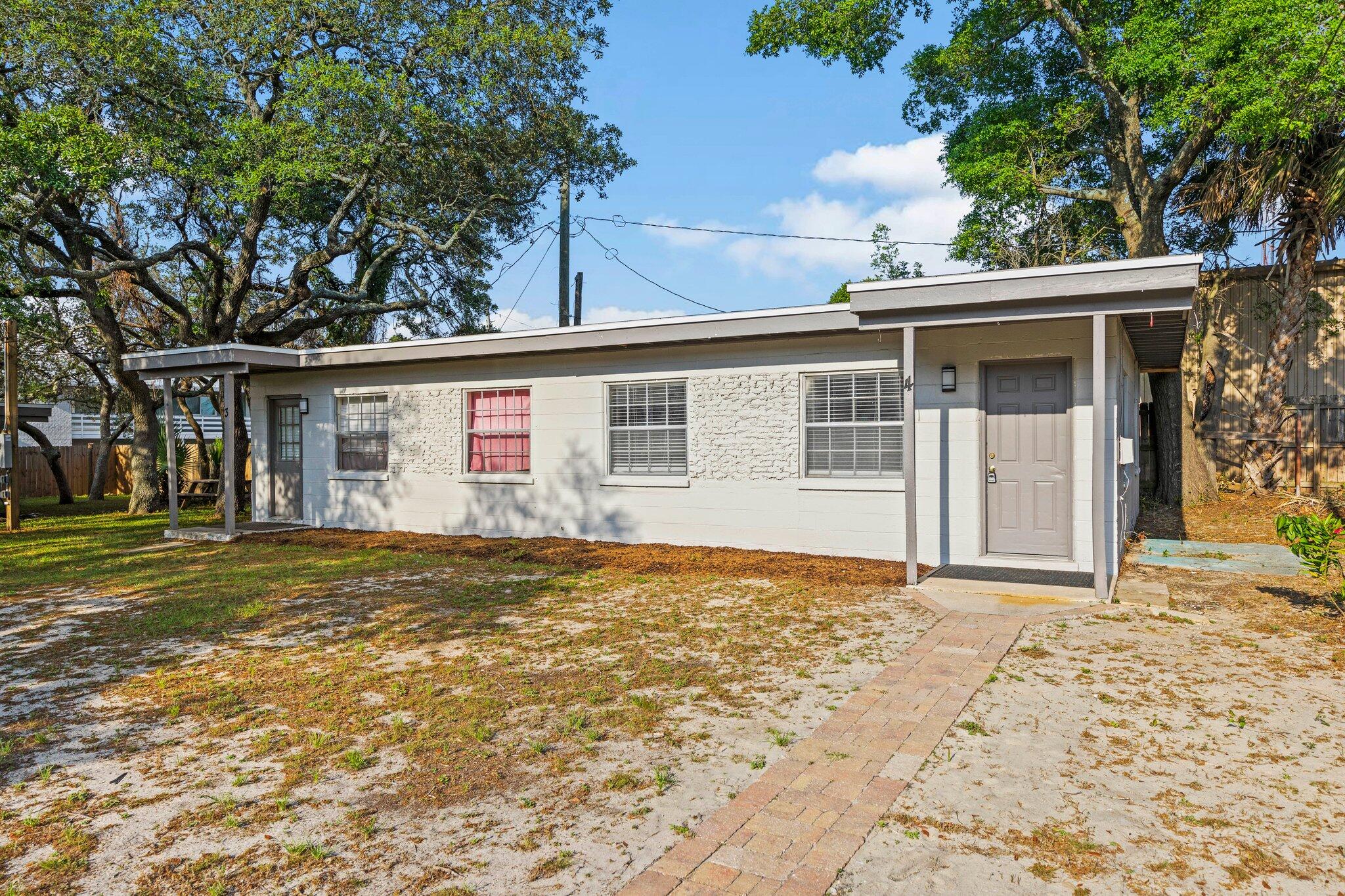 This cozy 1-bedroom, 1-bathroom home in Fort Walton Beach offers a convenient location for easy access to all the amenities the area has to offer. The home boasts an open and bright layout, perfect for those seeking a comfortable living space. With its inviting atmosphere and ideal location, this is the perfect place to call home! Call us today to schedule a showing!