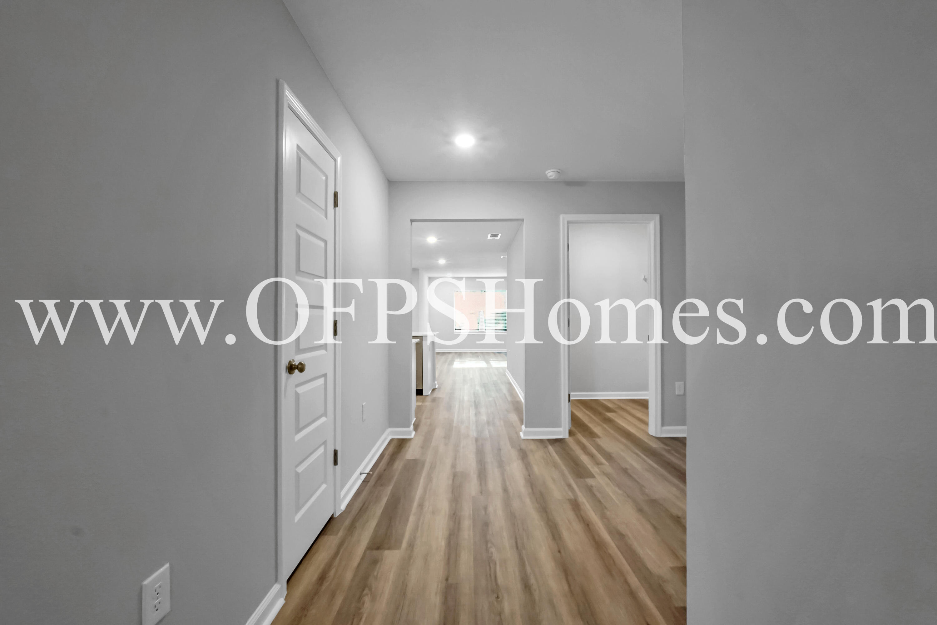 SILVER LAKE VILLAGE - Residential Lease