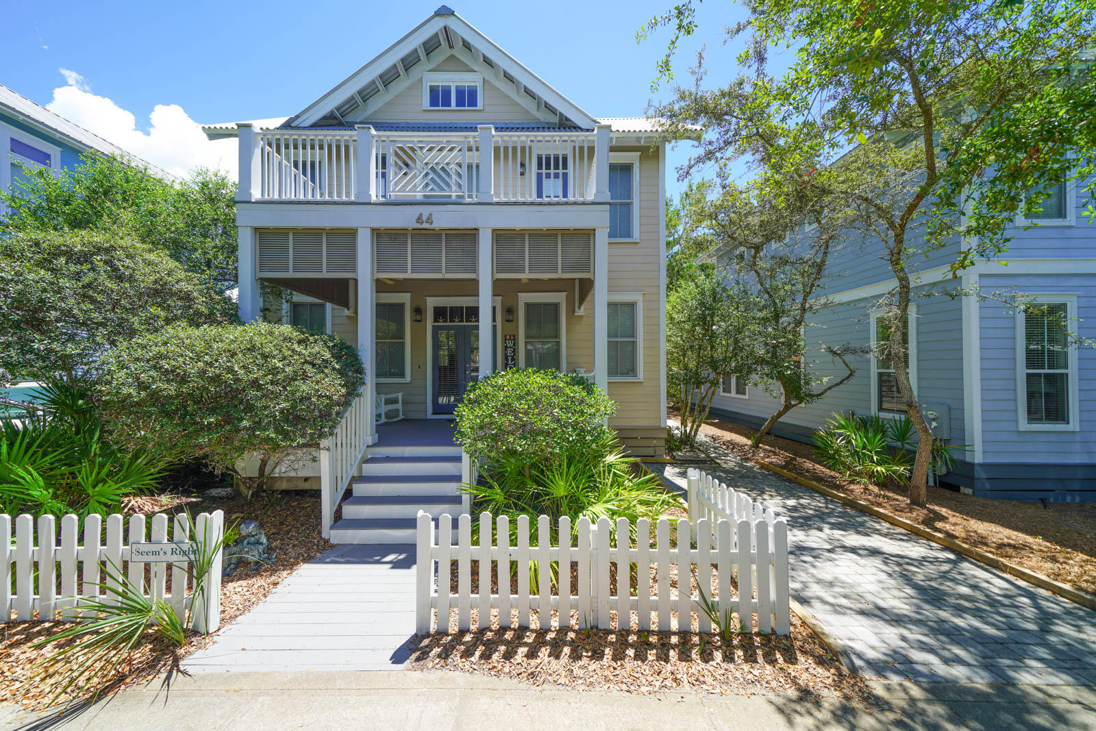 SUMMER'S EDGE - Residential