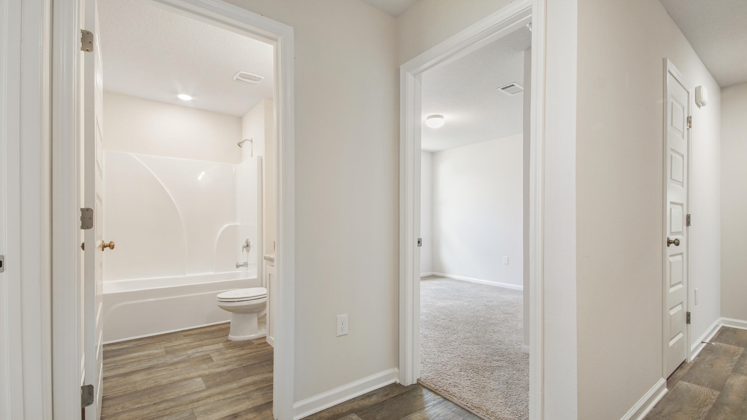 Tomahawk Landing - Residential