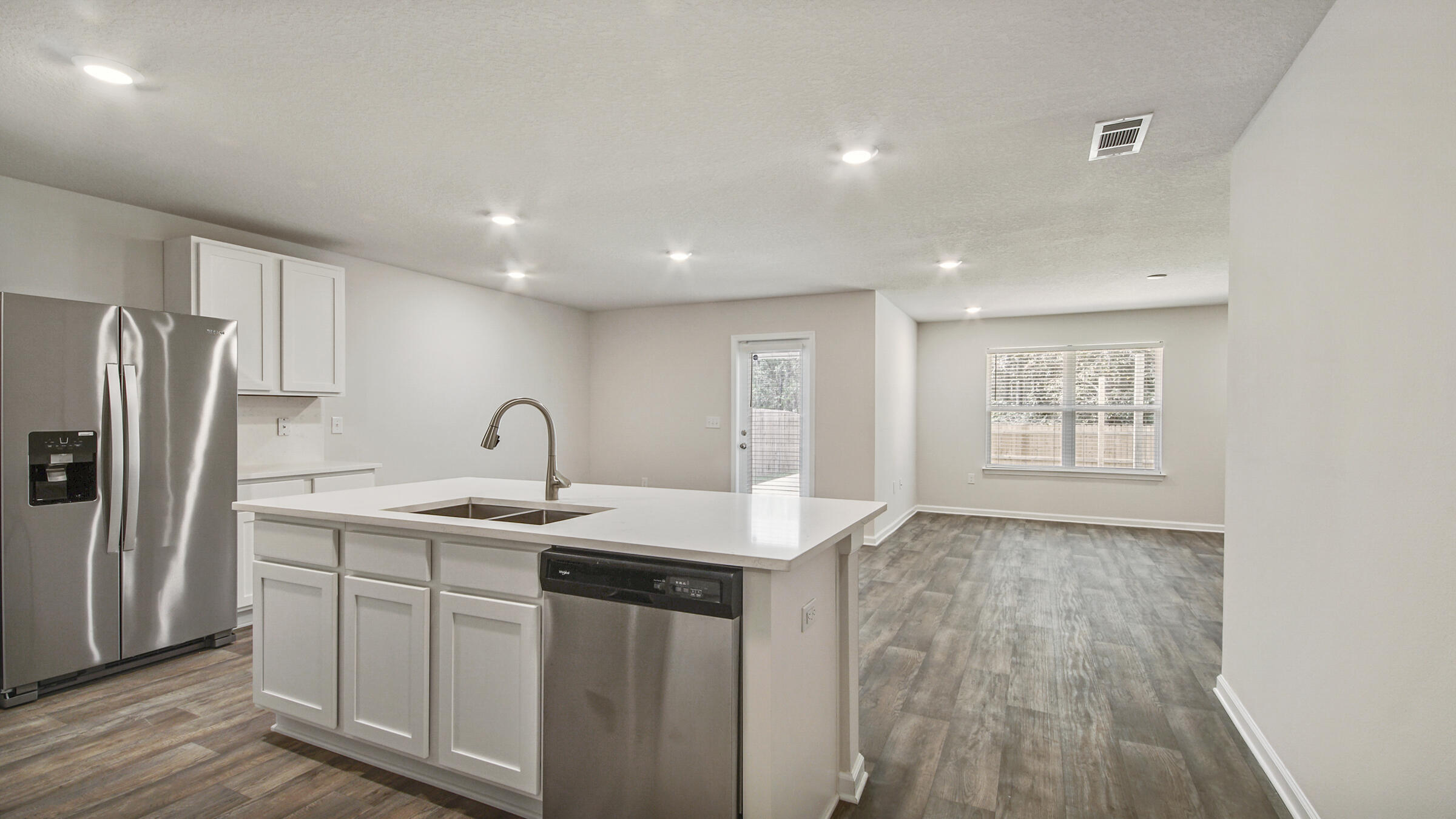 Tomahawk Landing - Residential