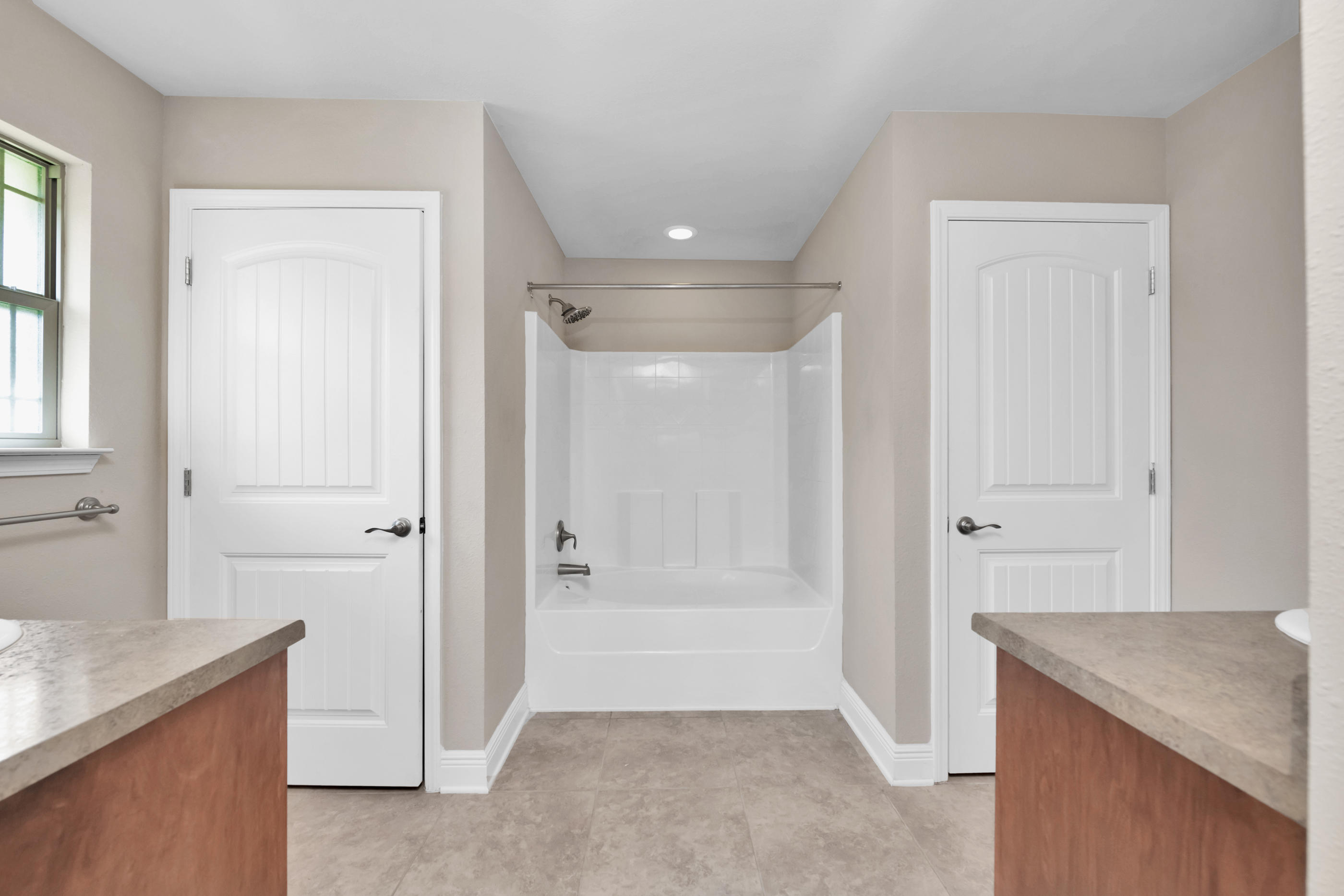 SILVER CREEK ESTATES - Residential