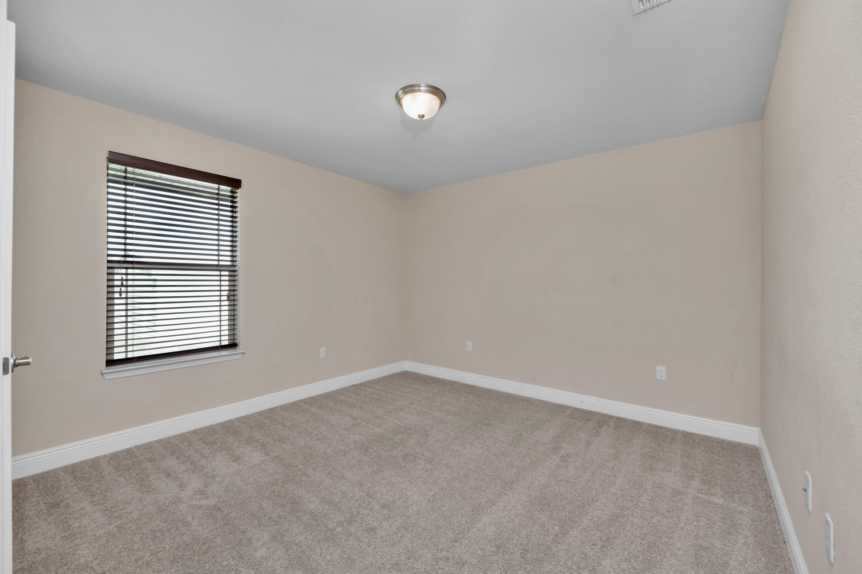 SILVER CREEK ESTATES - Residential
