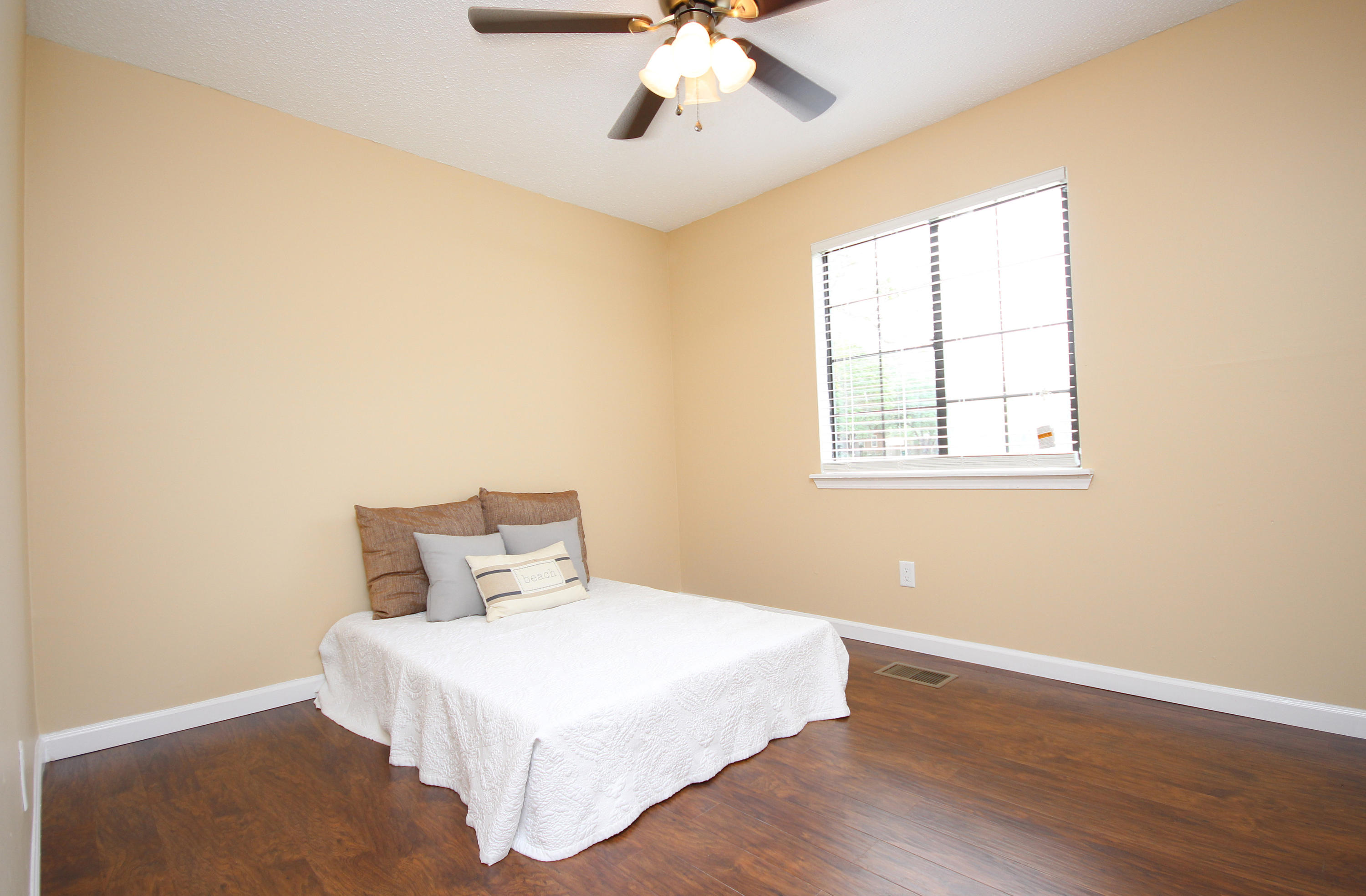NAVARRE S/D 2ND ADDN - Residential