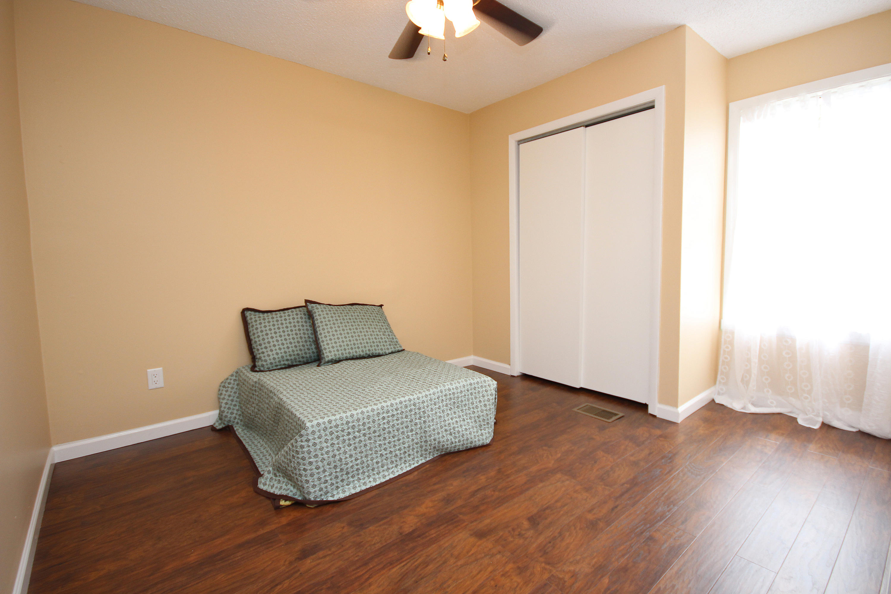 NAVARRE S/D 2ND ADDN - Residential