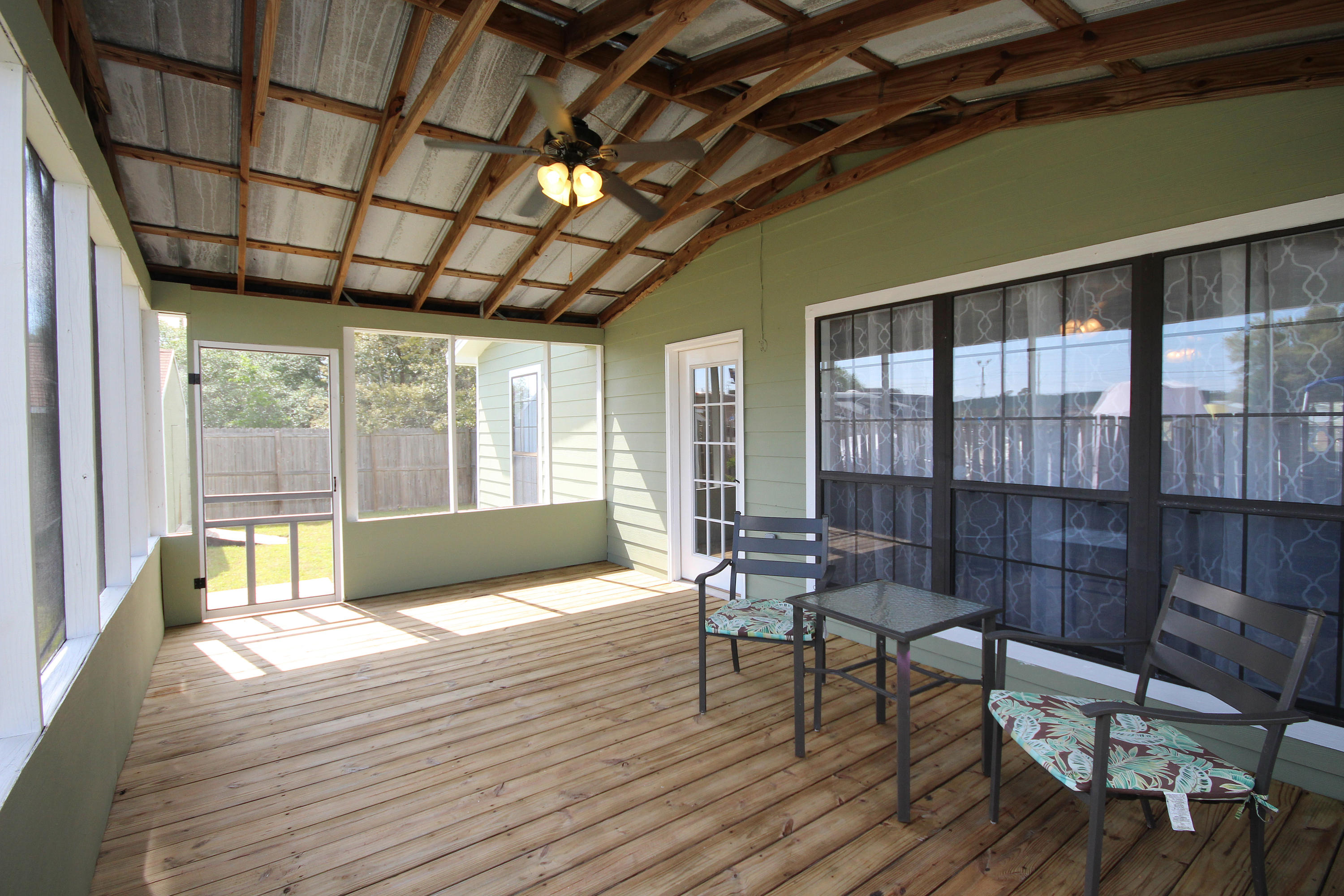 NAVARRE S/D 2ND ADDN - Residential