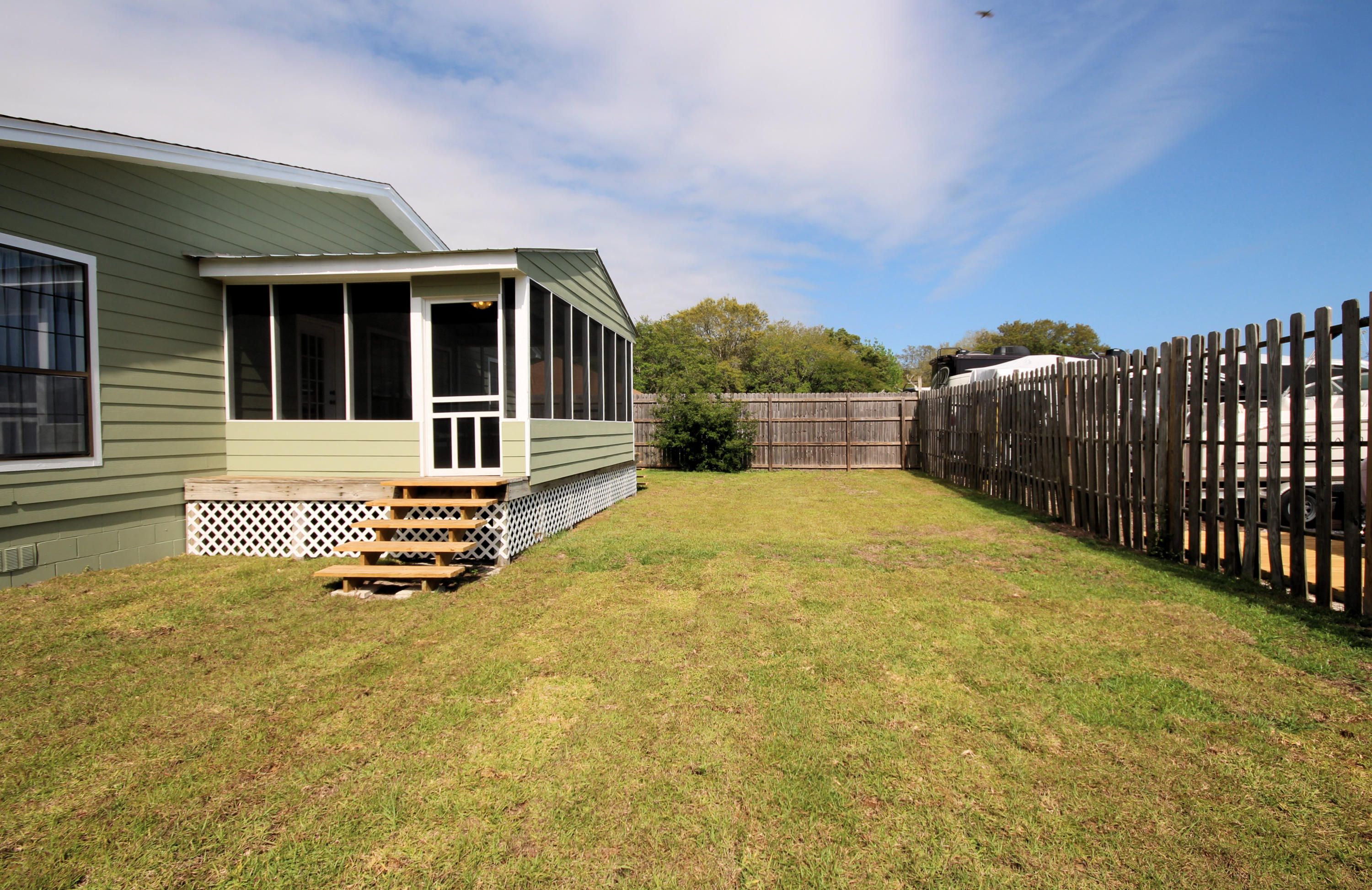 NAVARRE S/D 2ND ADDN - Residential