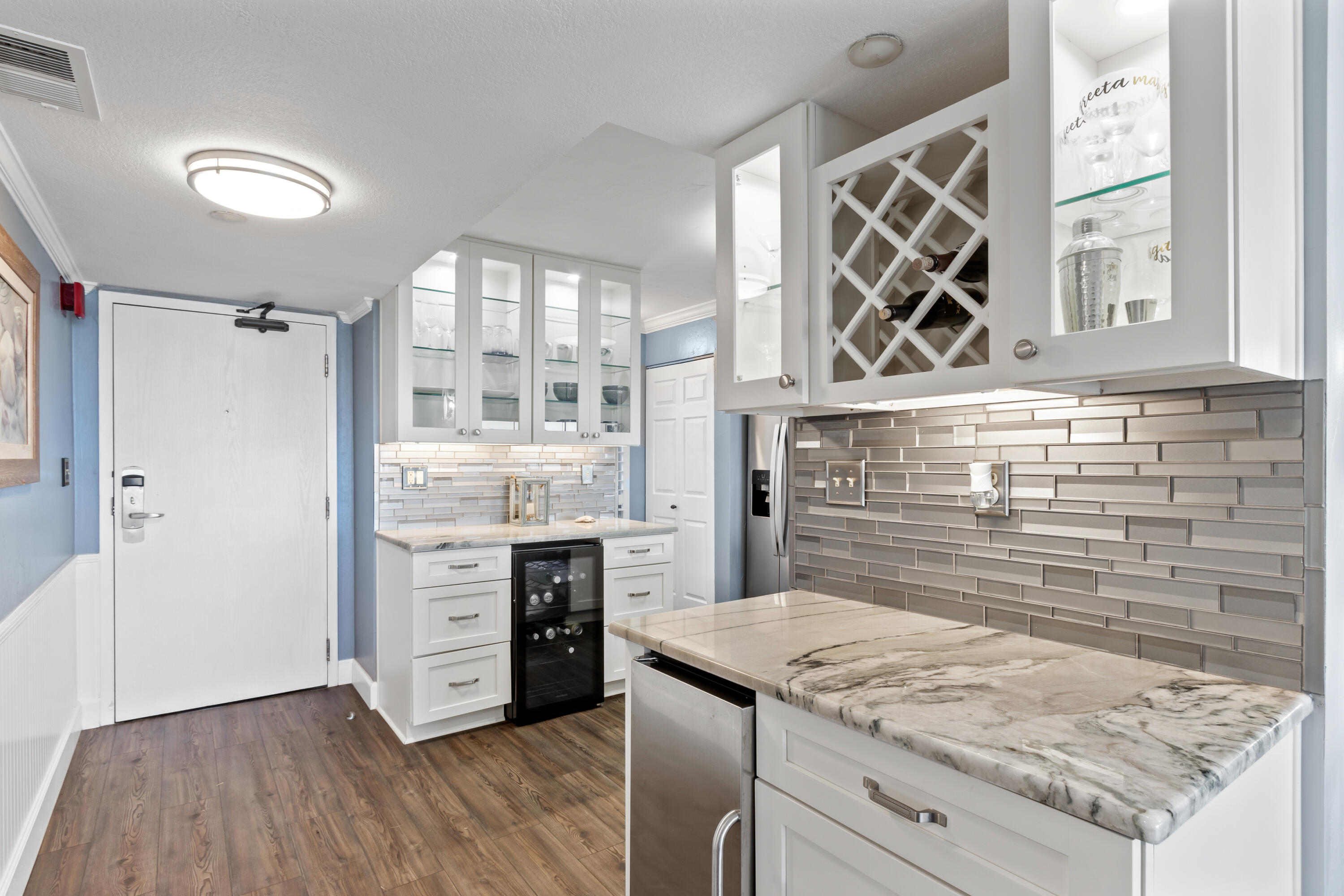 Emerald Towers Condiminium - Residential