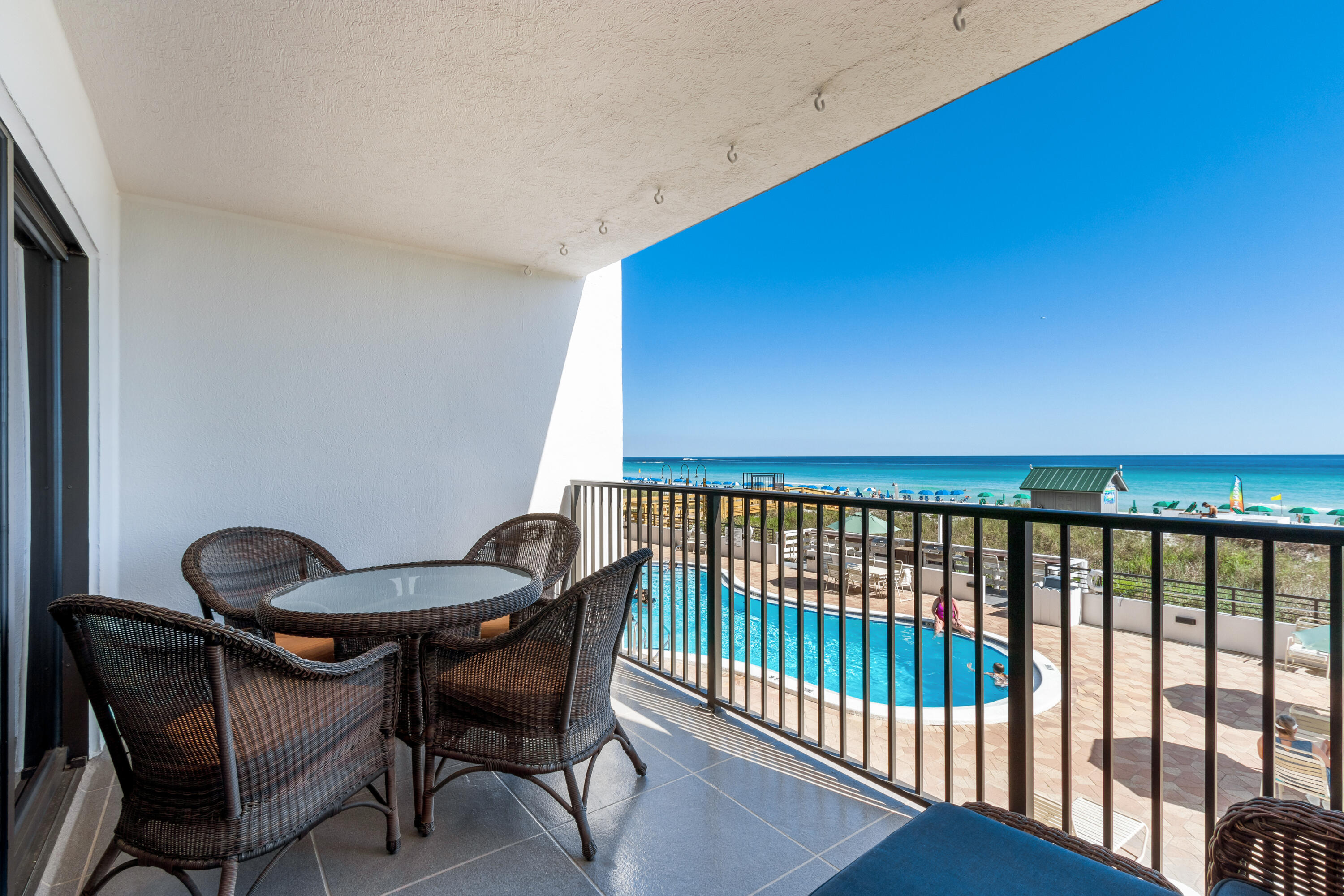 Emerald Towers Condiminium - Residential