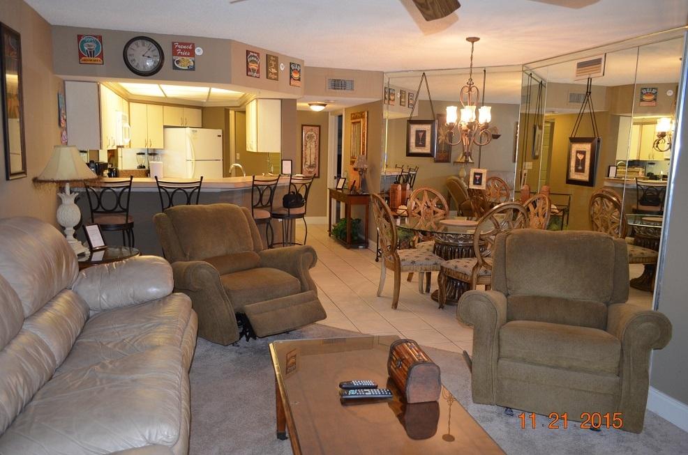 Summerhouse Condo - Residential