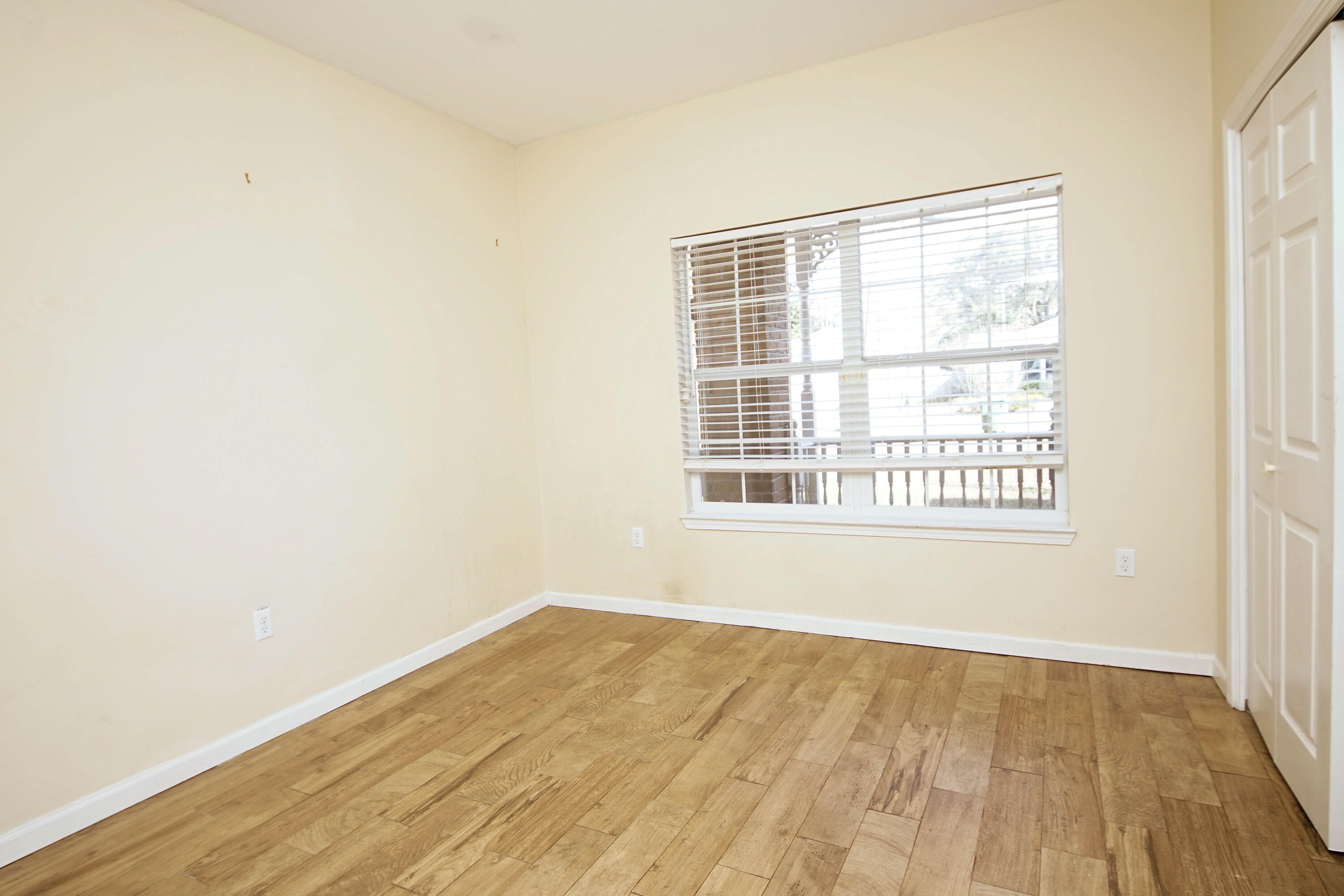 VALPARAISO P/C #6 LOT 8 BLK 114 - Residential Lease