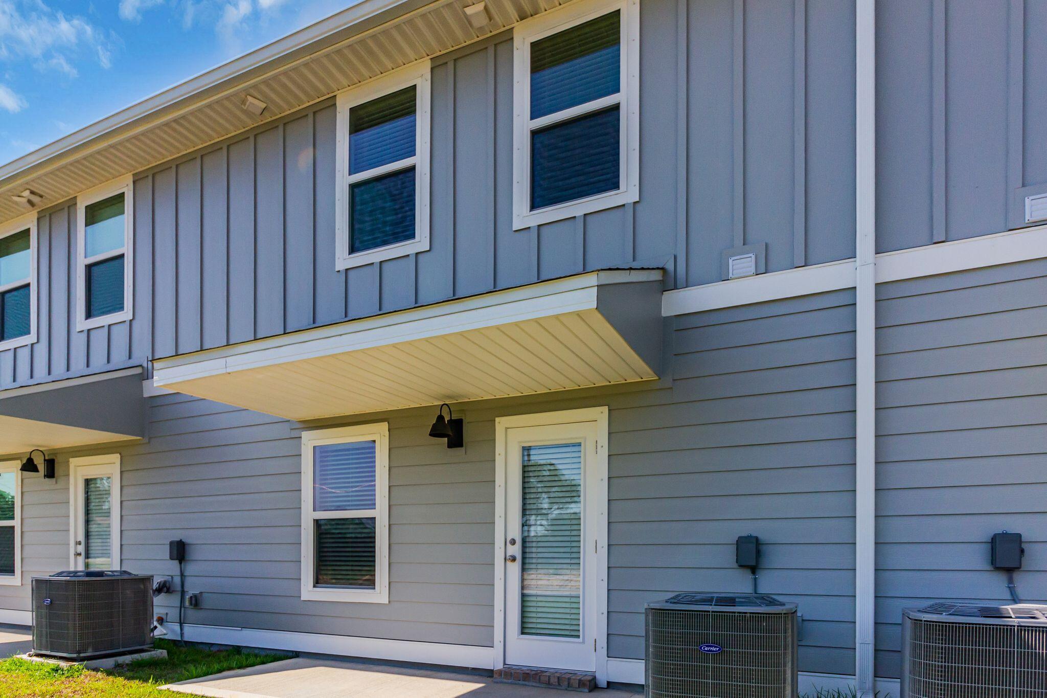 BRITTANY OAKS VILLAS - Residential Lease