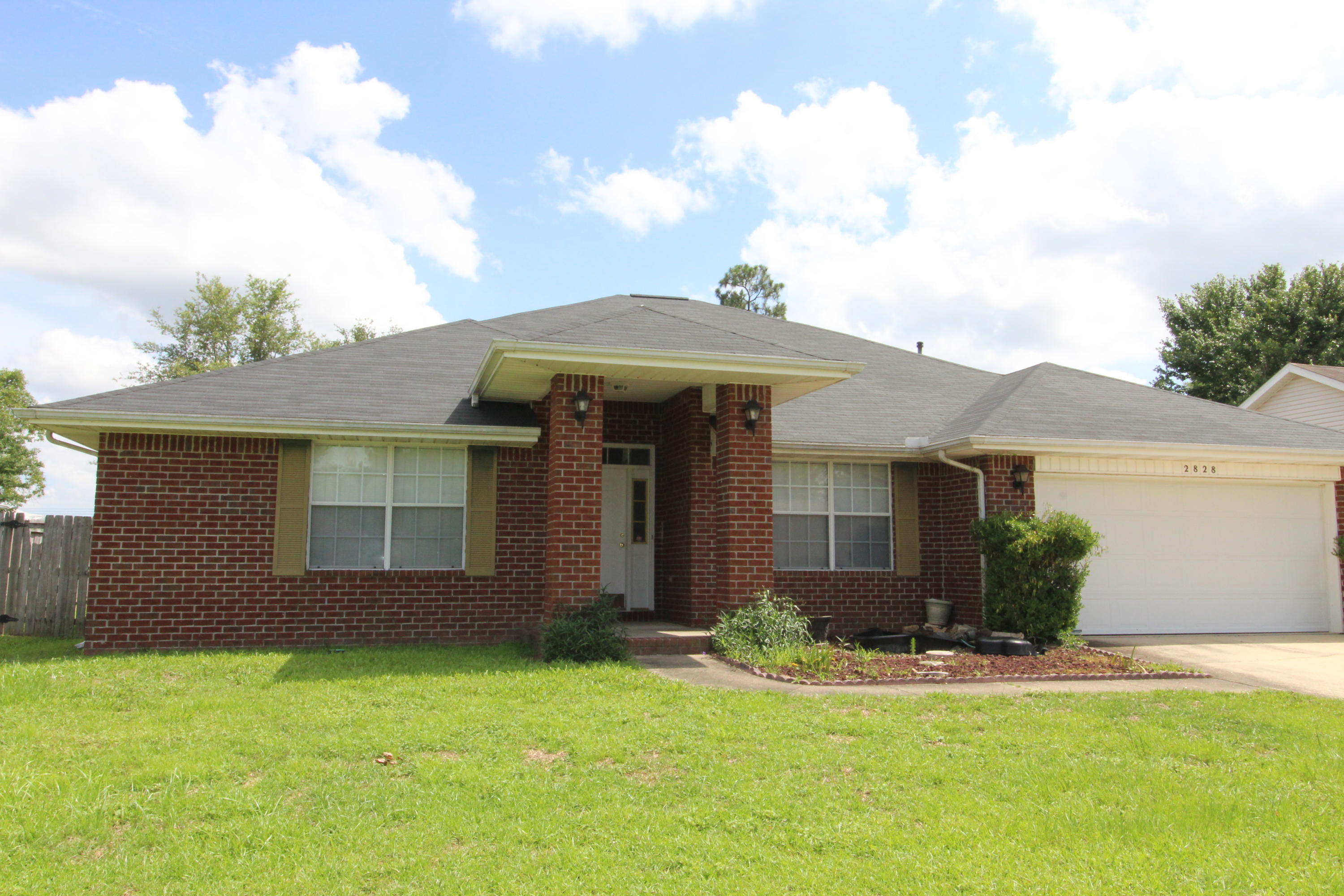 CHEROKEE BEND S/D PH 2 - Residential