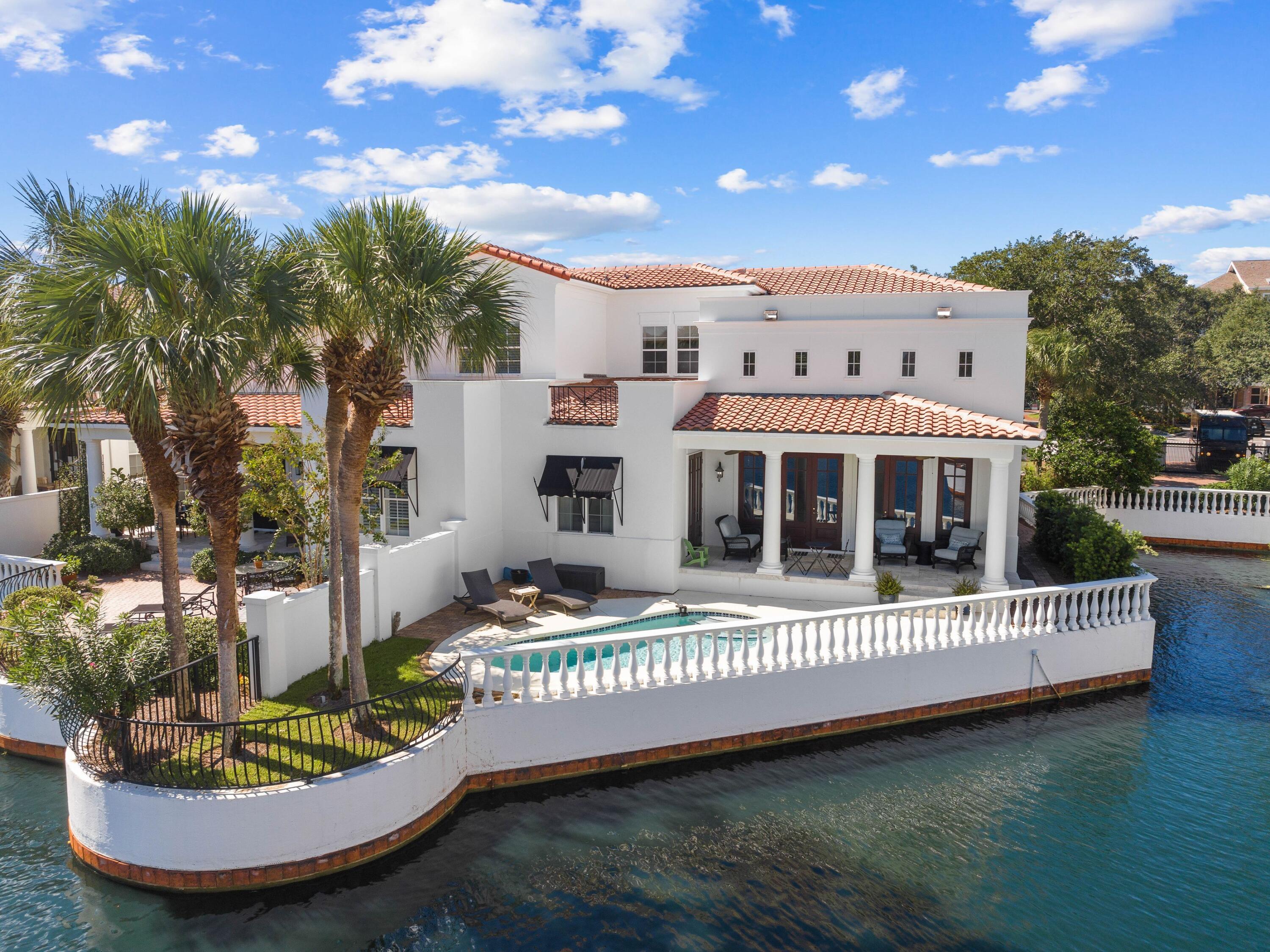 FOUNTAINS AT SANDESTIN - Residential