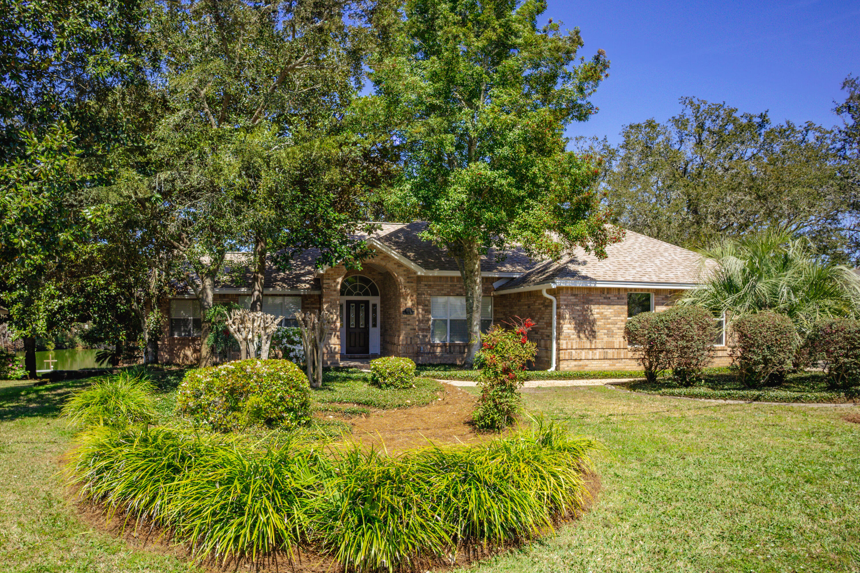SELLER WILL CONTRIBUTE UP TO 5K TO BUYER CLOSING COSTS WITH ACCEPTABLE OFFER! NO Mandatory HOA! Don't miss out on this must-see, lake-front beautiful home located in the heart of Destin, Florida! This remodeled home features updated roof, kitchen, appliances, interior paint, HVAC, hot water heater, gutters, and more! Kell-Aire Gardens is the place to be with its two community parks--great for the kids or four-legged family members, a community library, and a convenient short drive to the white sugar sand beaches of the Emerald Coast, shopping, restaurants, venues, and Henderson Beach State Park! This property is centrally located to Eglin Air Force Base, Crestview, Freeport, Niceville, Crestview, and Panama City.  Lake Coleman Owners Association is a voluntary association. Own your slice of paradise today! The Seller is a licensed Realtor in the State of Florida.