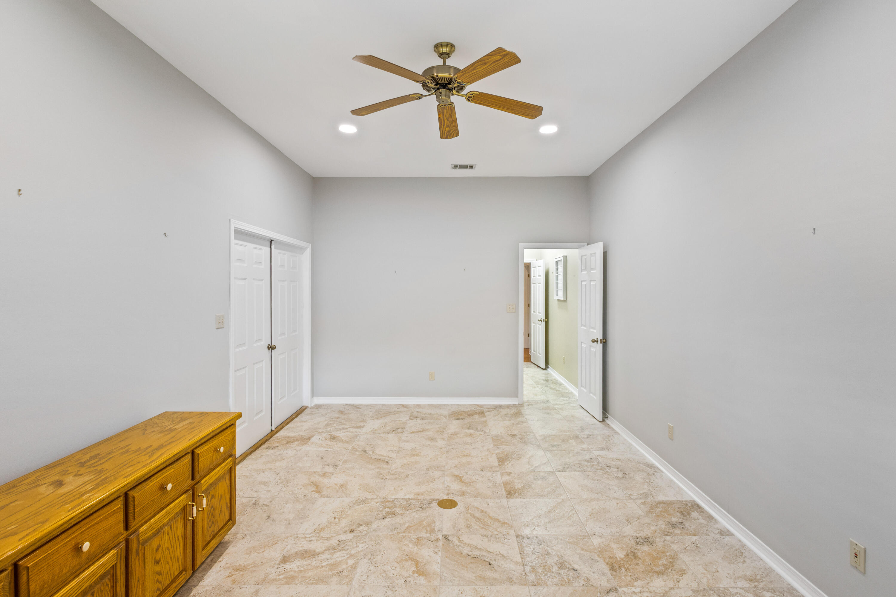 Kell Aire Gardens - Residential