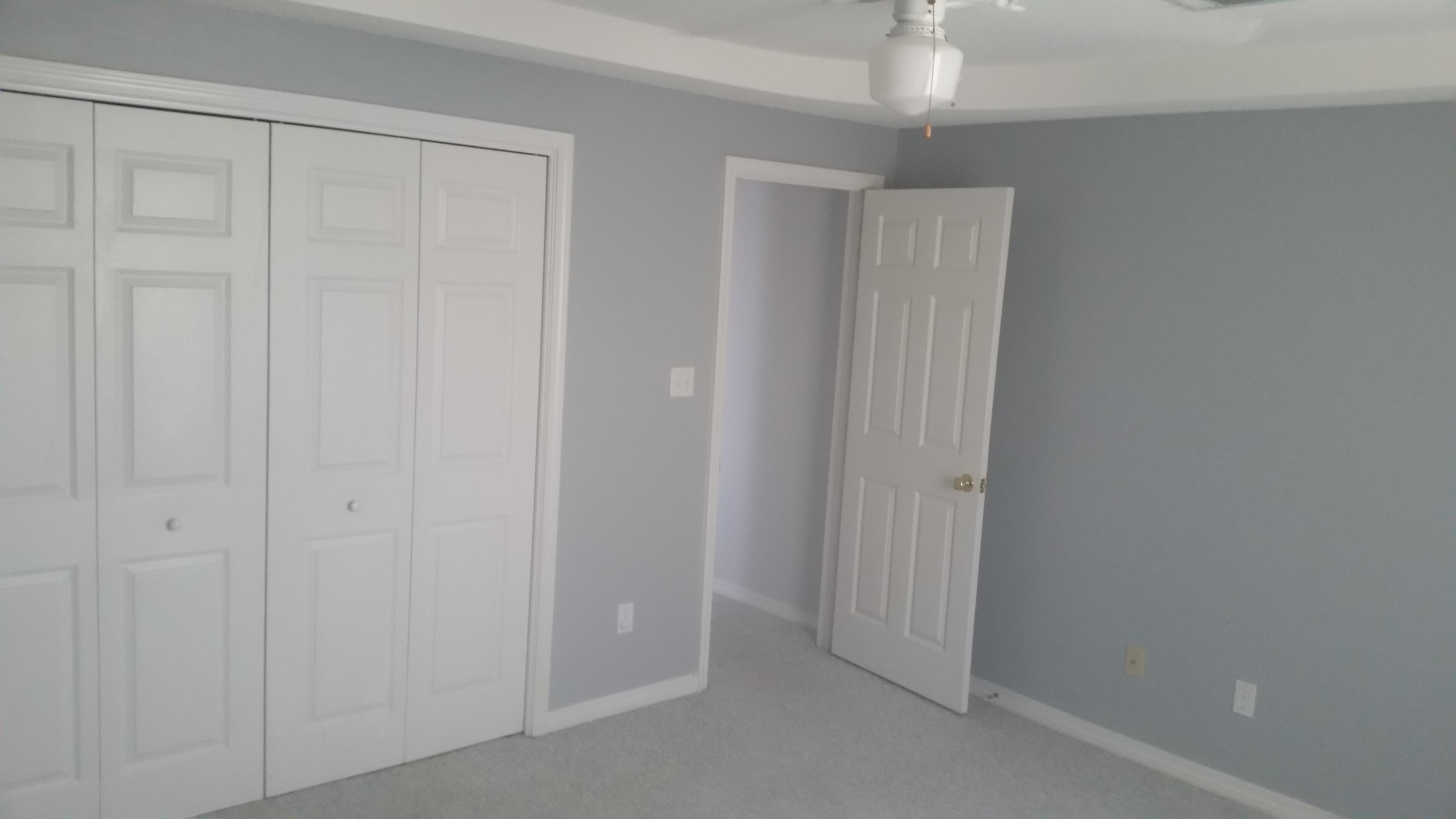 RIDGE WOOD MANOR - Residential Lease
