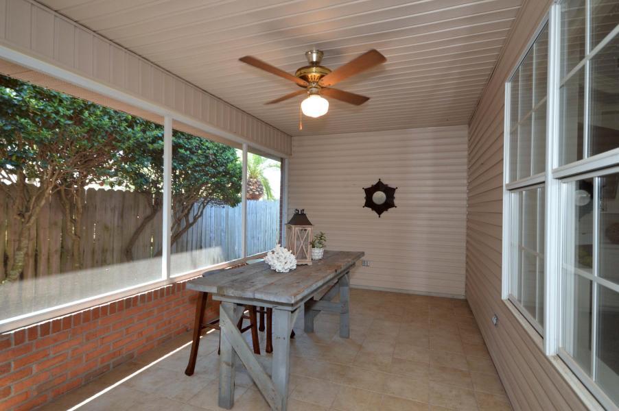 RIDGE WOOD MANOR - Residential Lease