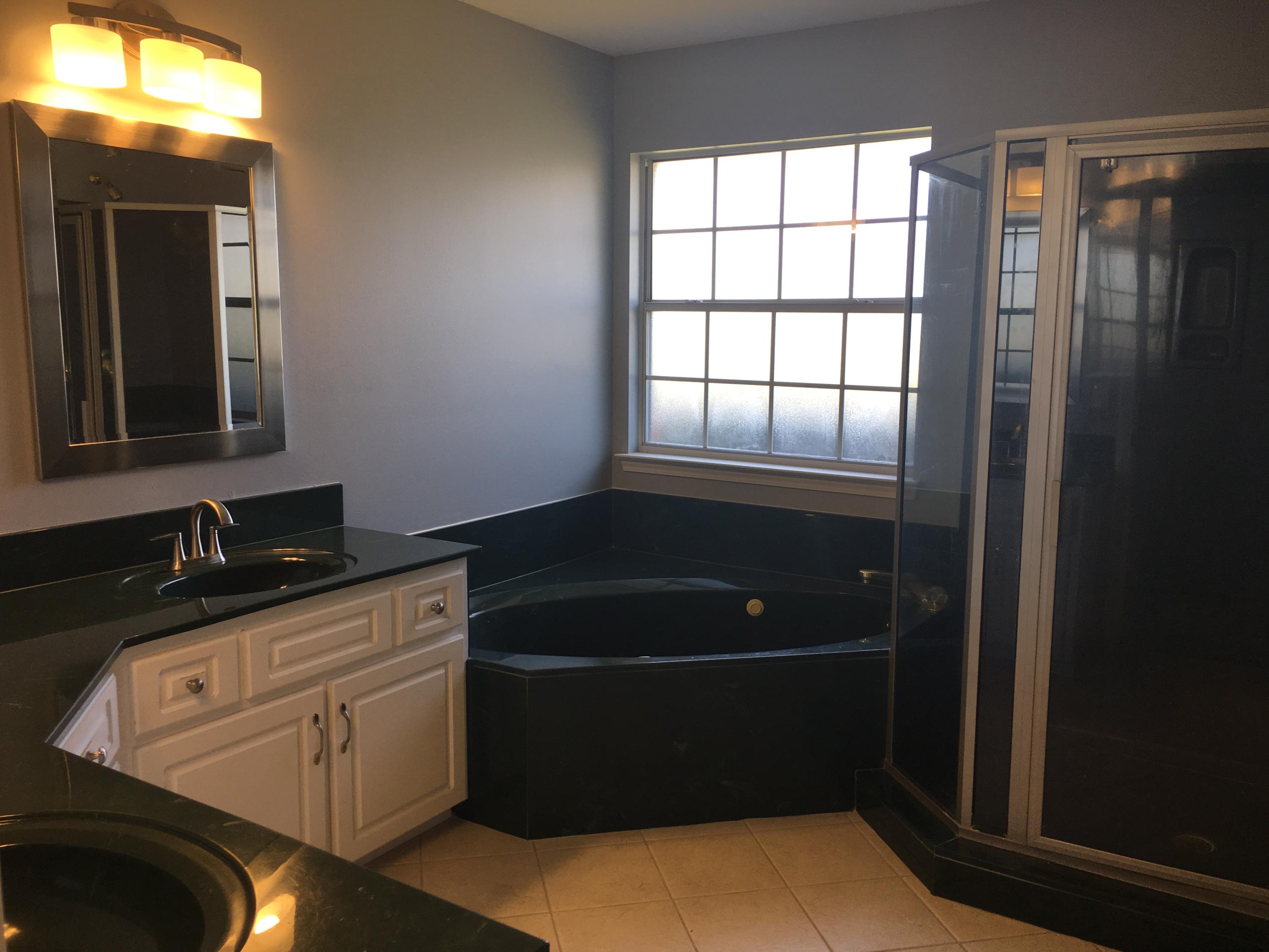 RIDGE WOOD MANOR - Residential Lease