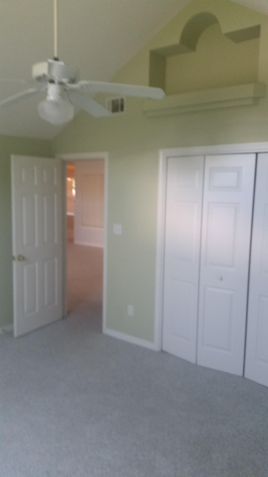 RIDGE WOOD MANOR - Residential Lease