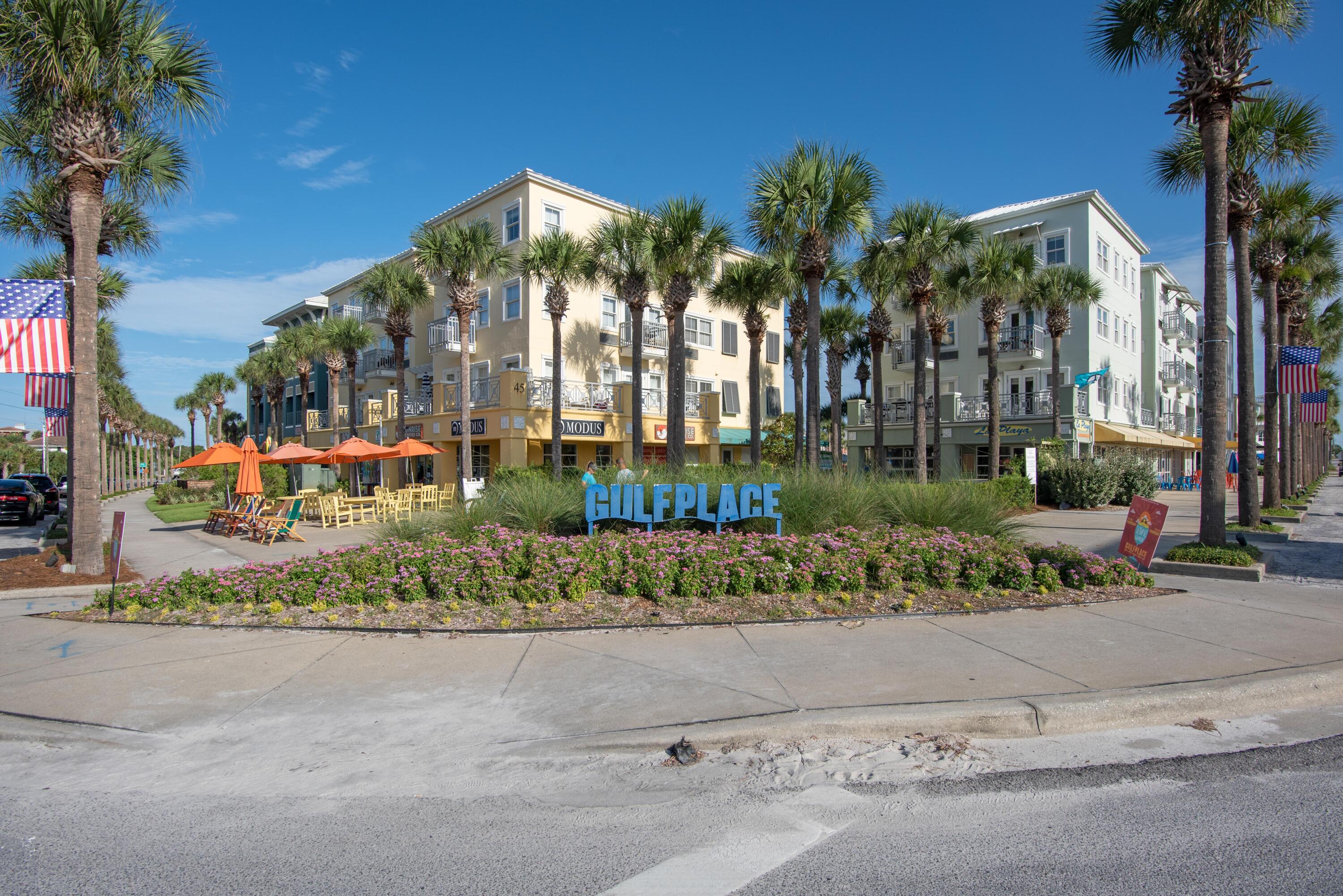 Gulf Place Residence - Residential