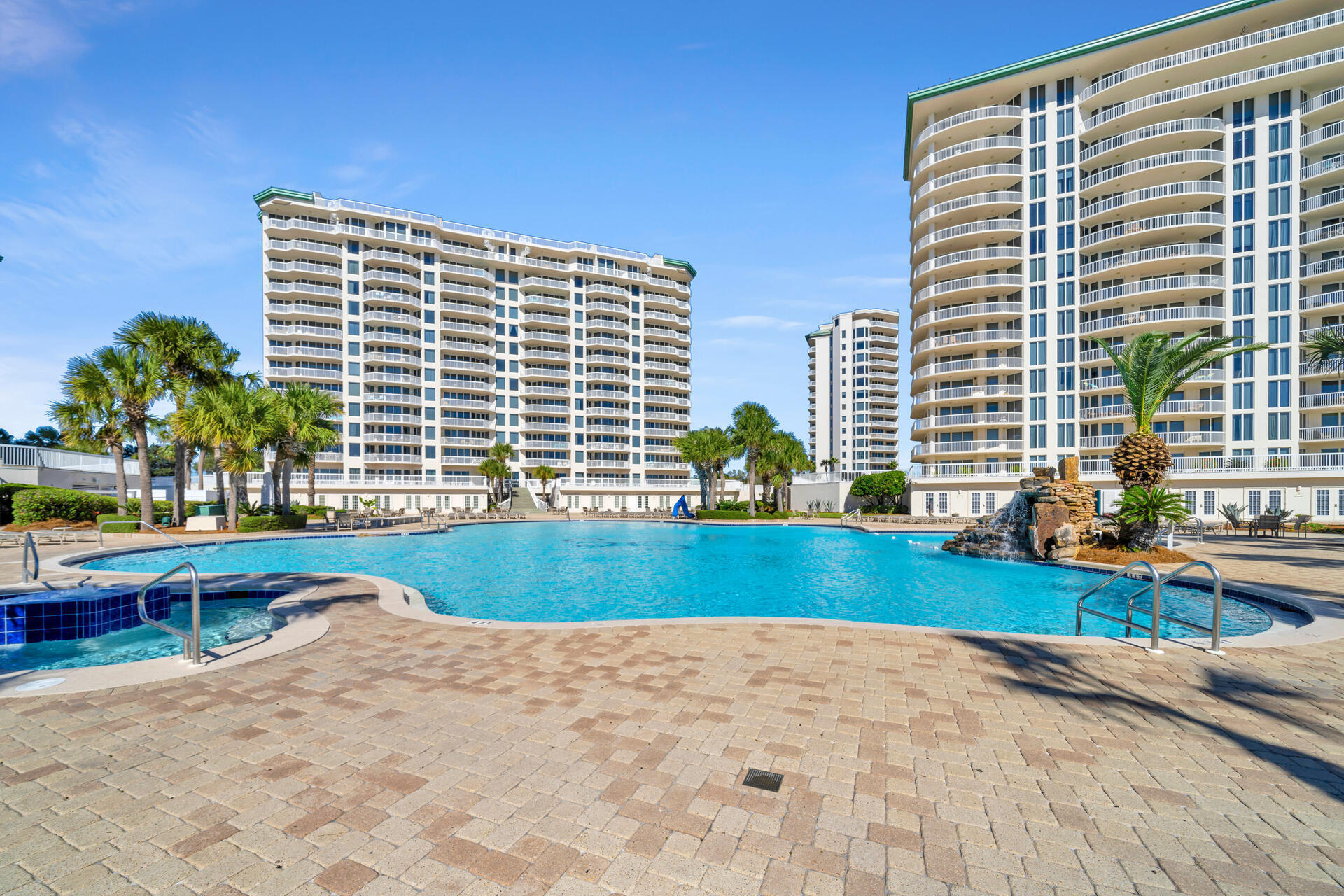 ST. LUCIA AT SILVER SHELLS - Residential