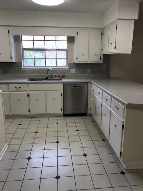 LEOTA MILLER S/D LOT 11 - Residential Lease