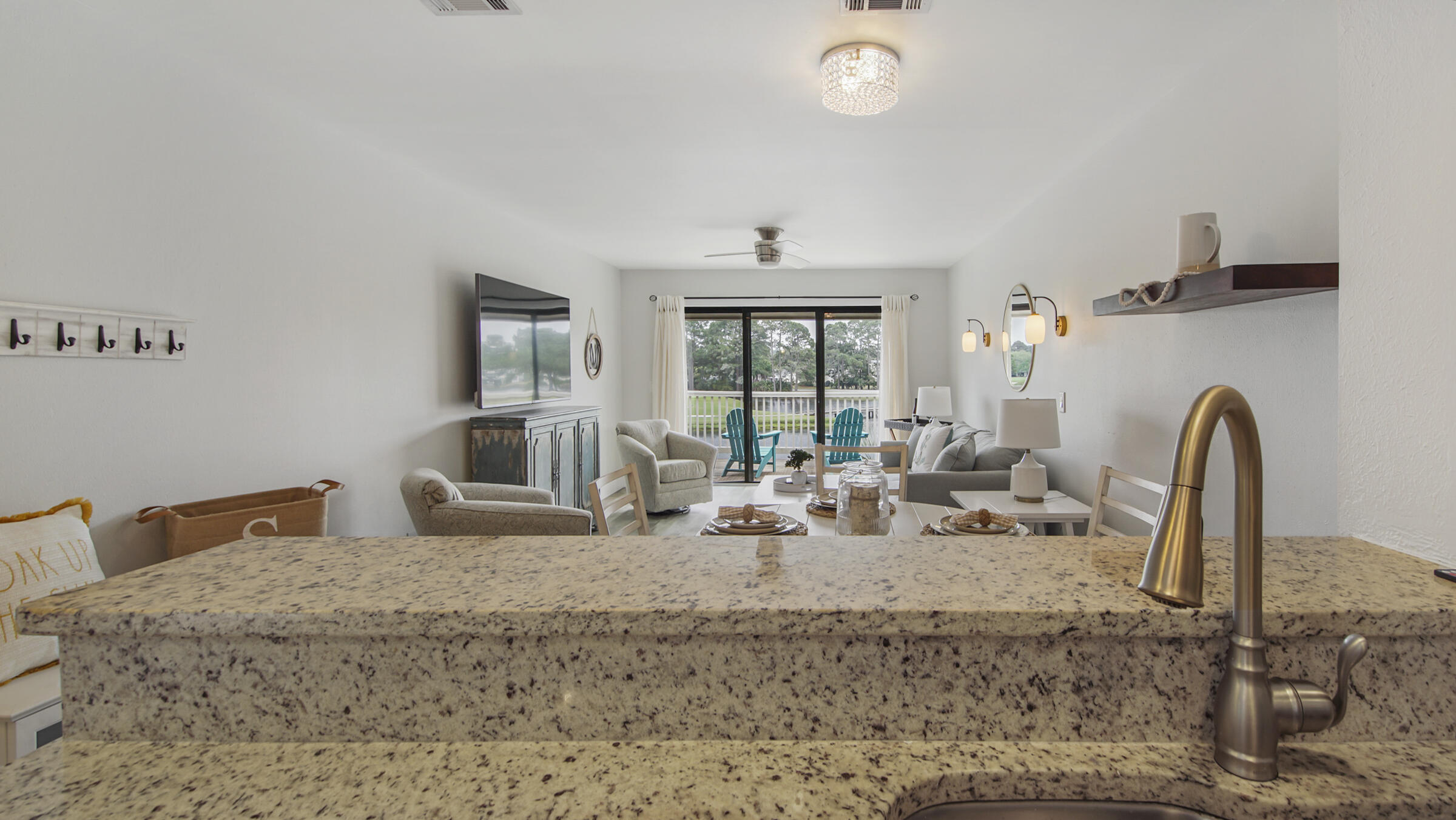 HARBOUR POINTE - Residential