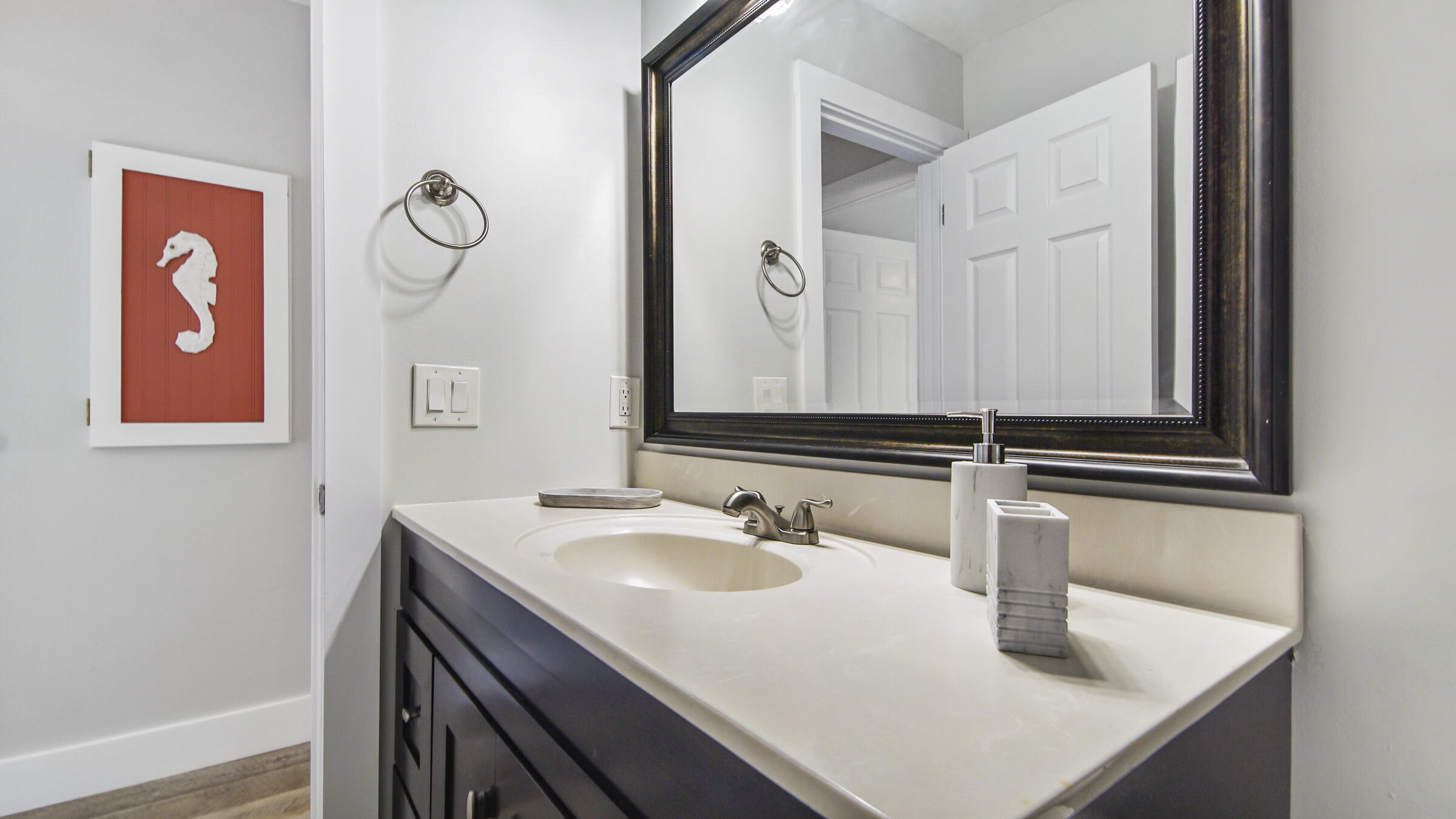 HARBOUR POINTE - Residential