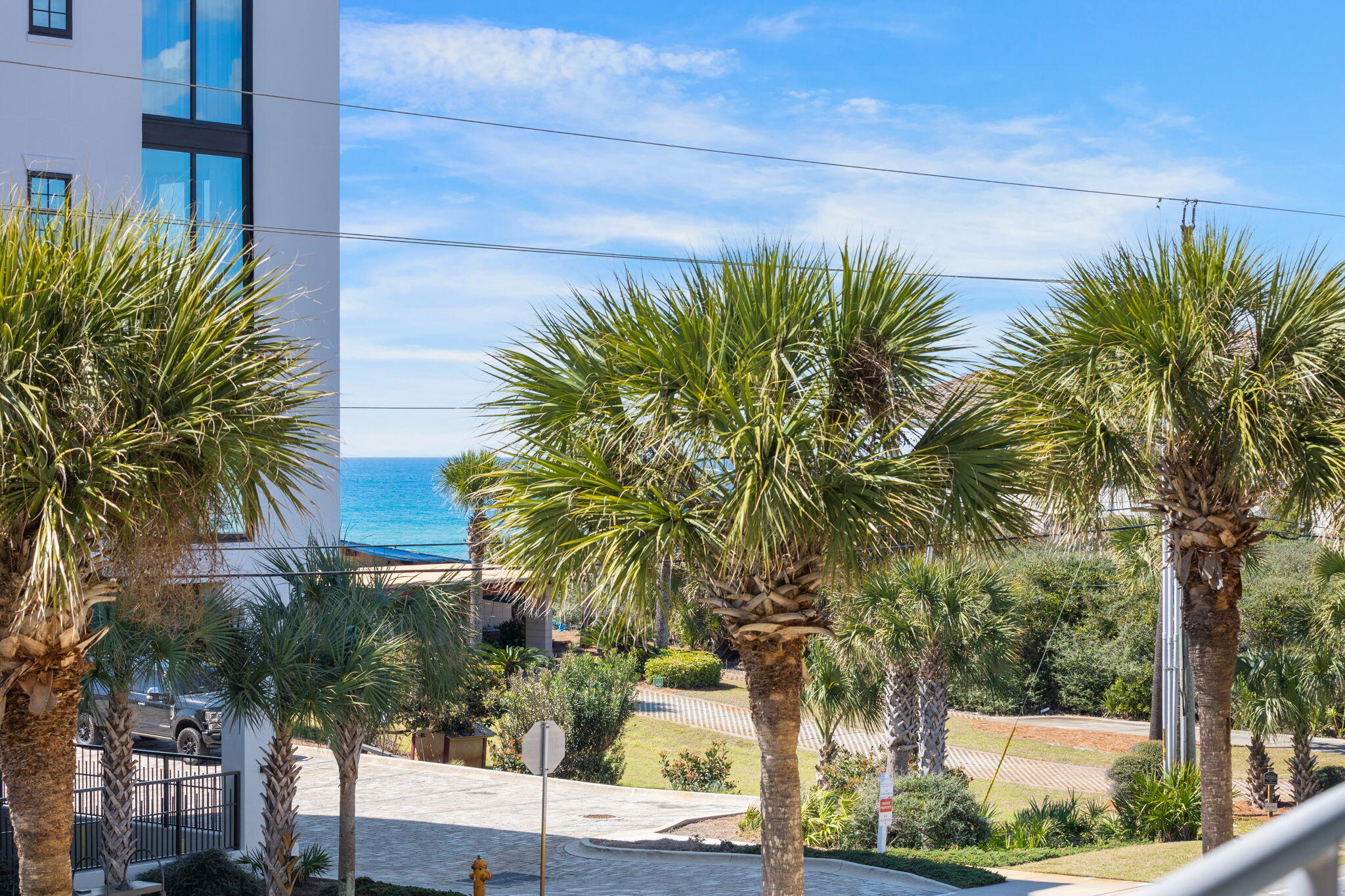 INN AT GULF PLACE - Residential