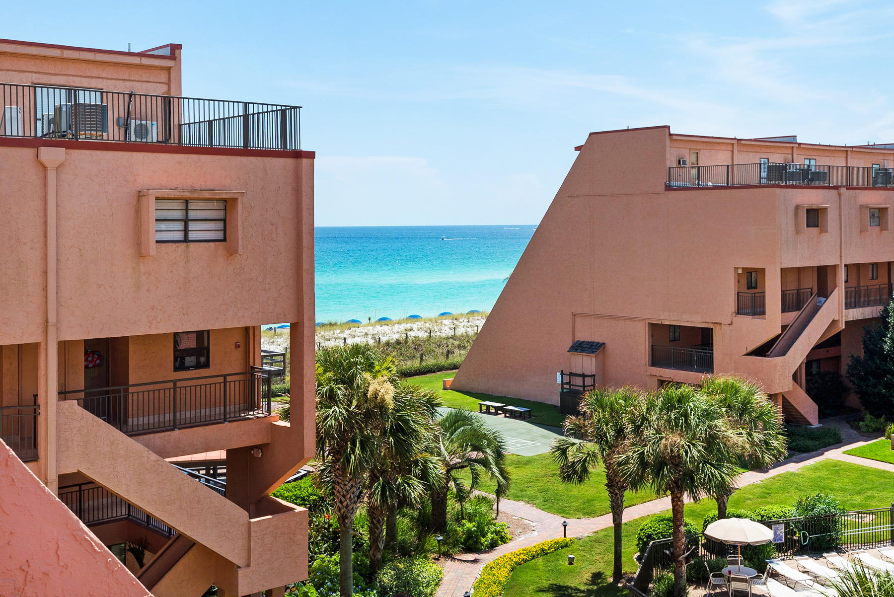 AEGEAN CONDO - Residential