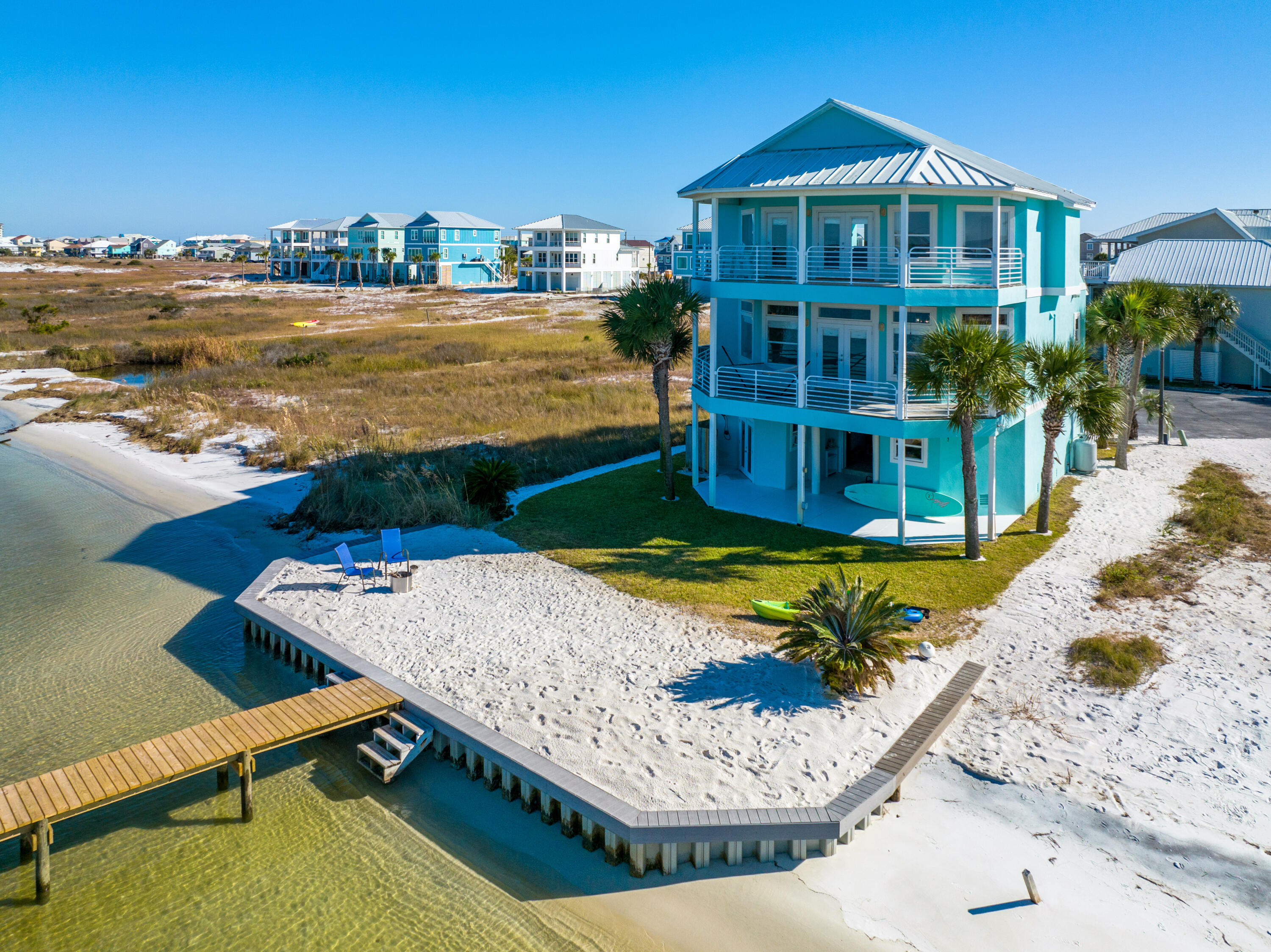 CARIBBEAN ISLES - Residential