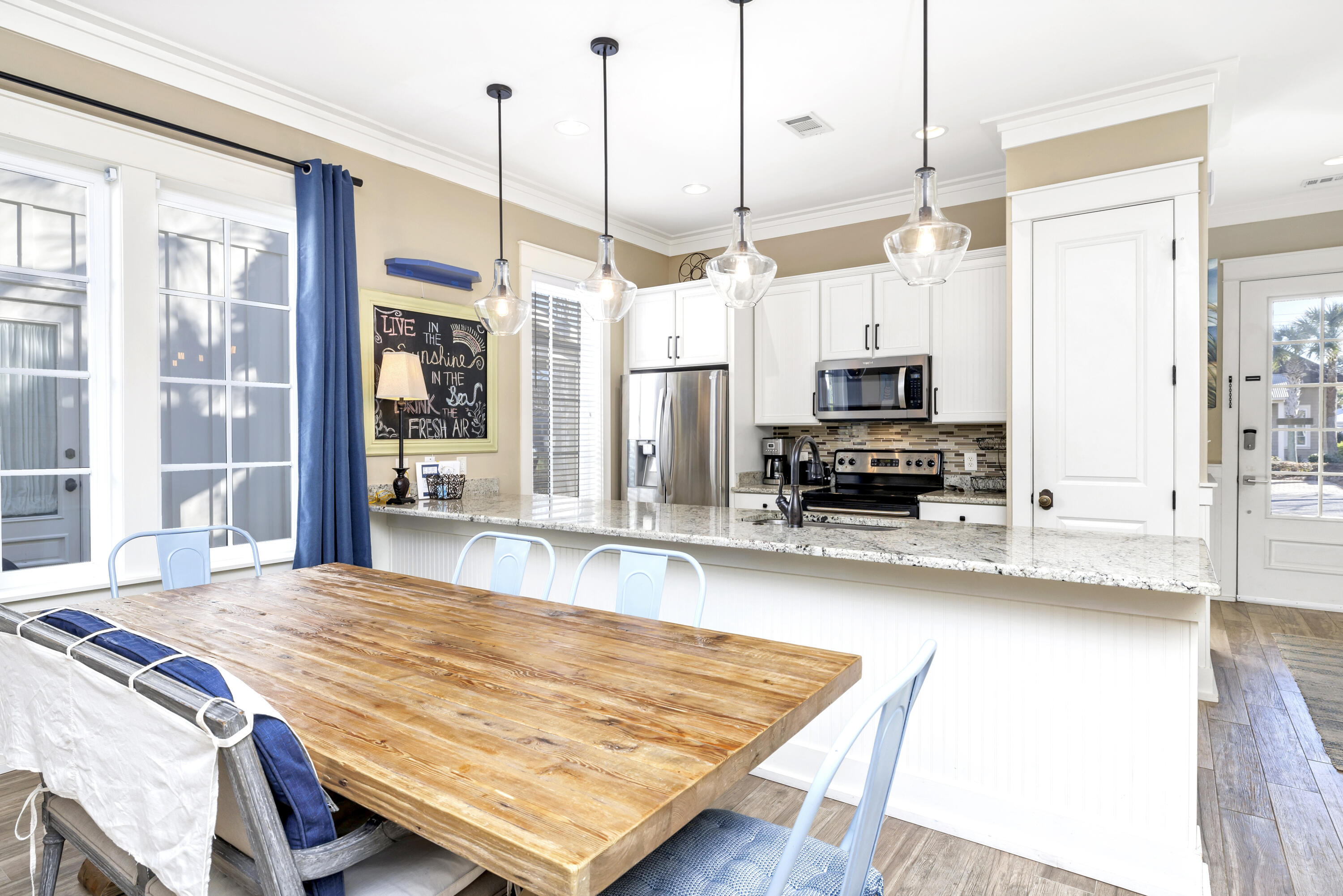 BUNGALOS AT SANDESTIN - Residential