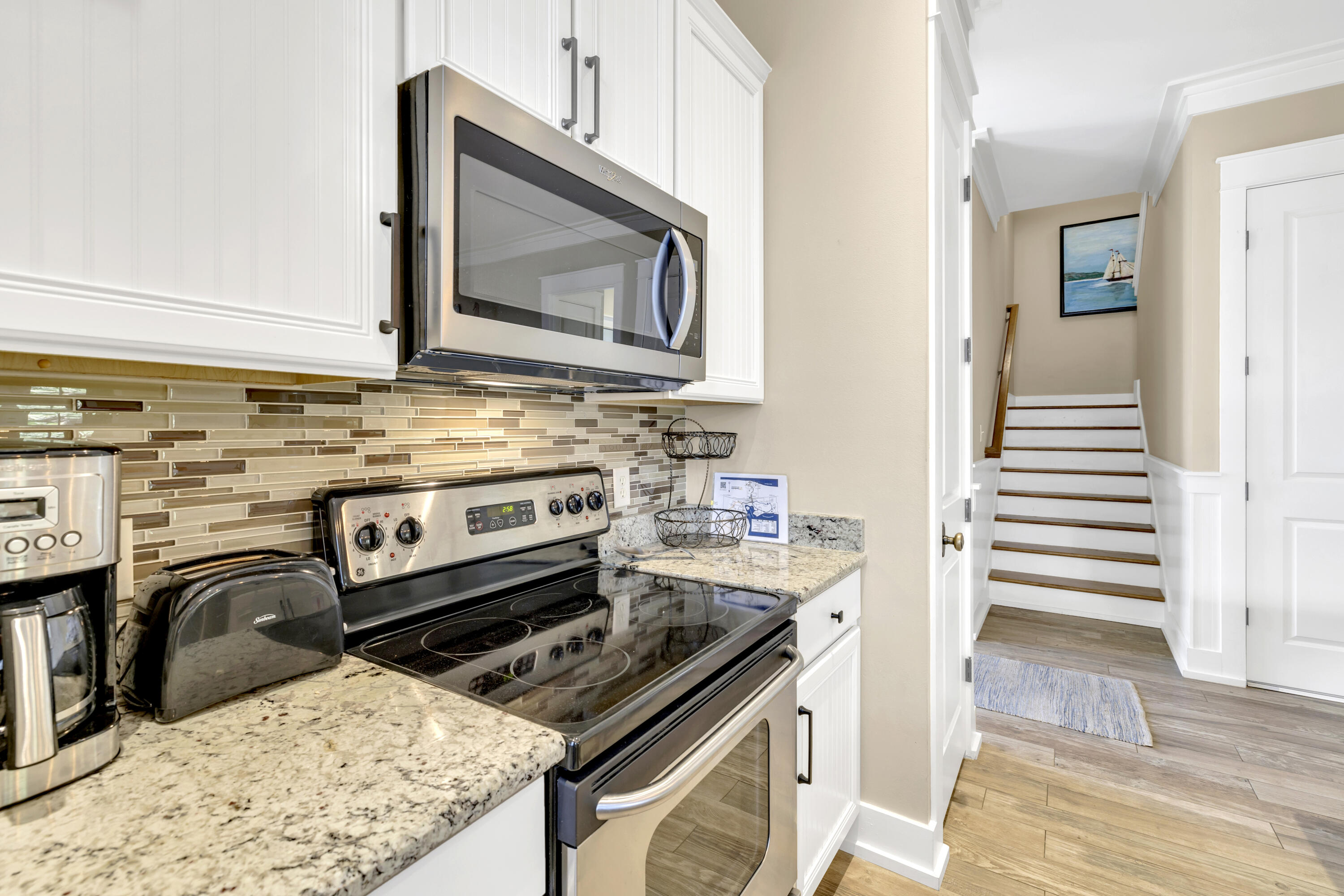 BUNGALOS AT SANDESTIN - Residential